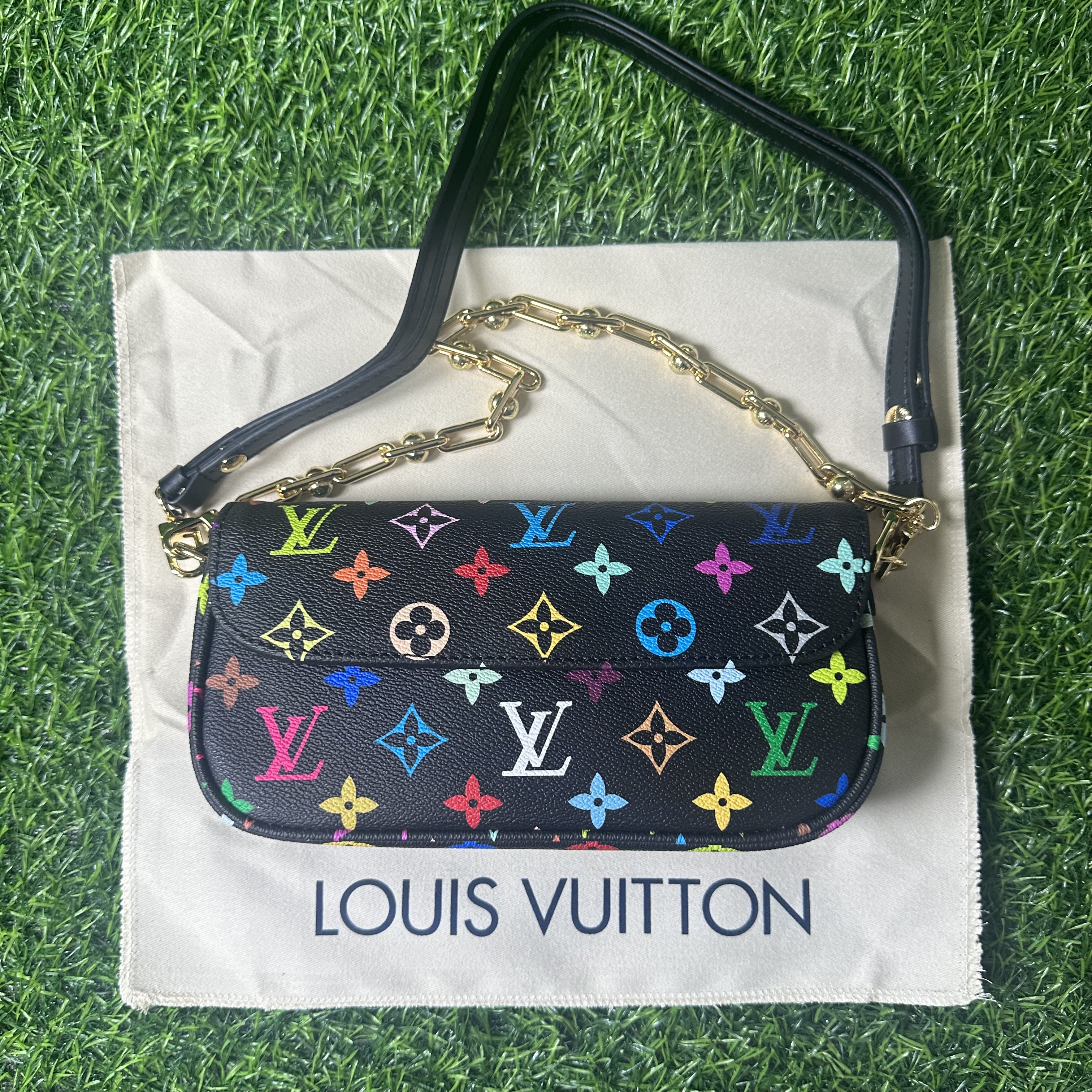  ルイヴィトン ショルダーバッグ LV × TM ナノディアヌ 村上隆コラボ モノグラム マルチカラー ホワイト 2WAYバッグ ミニバッグ LOUIS VUITTON ルイヴィトン ハンドバッグ クロスボディバッグ ハンドバック M13663