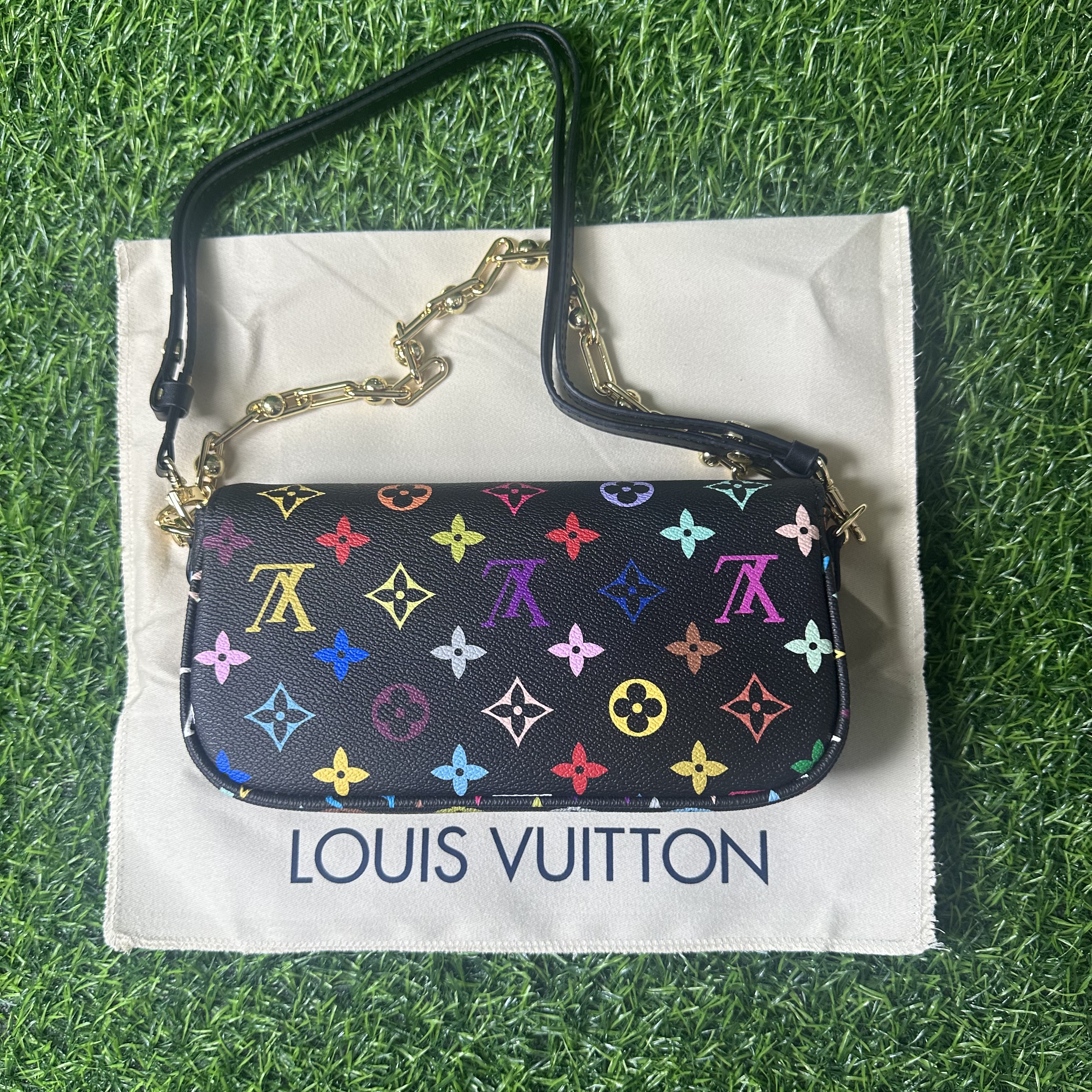  ルイヴィトン ショルダーバッグ LV × TM ナノディアヌ 村上隆コラボ モノグラム マルチカラー ホワイト 2WAYバッグ ミニバッグ LOUIS VUITTON ルイヴィトン ハンドバッグ クロスボディバッグ ハンドバック M13663