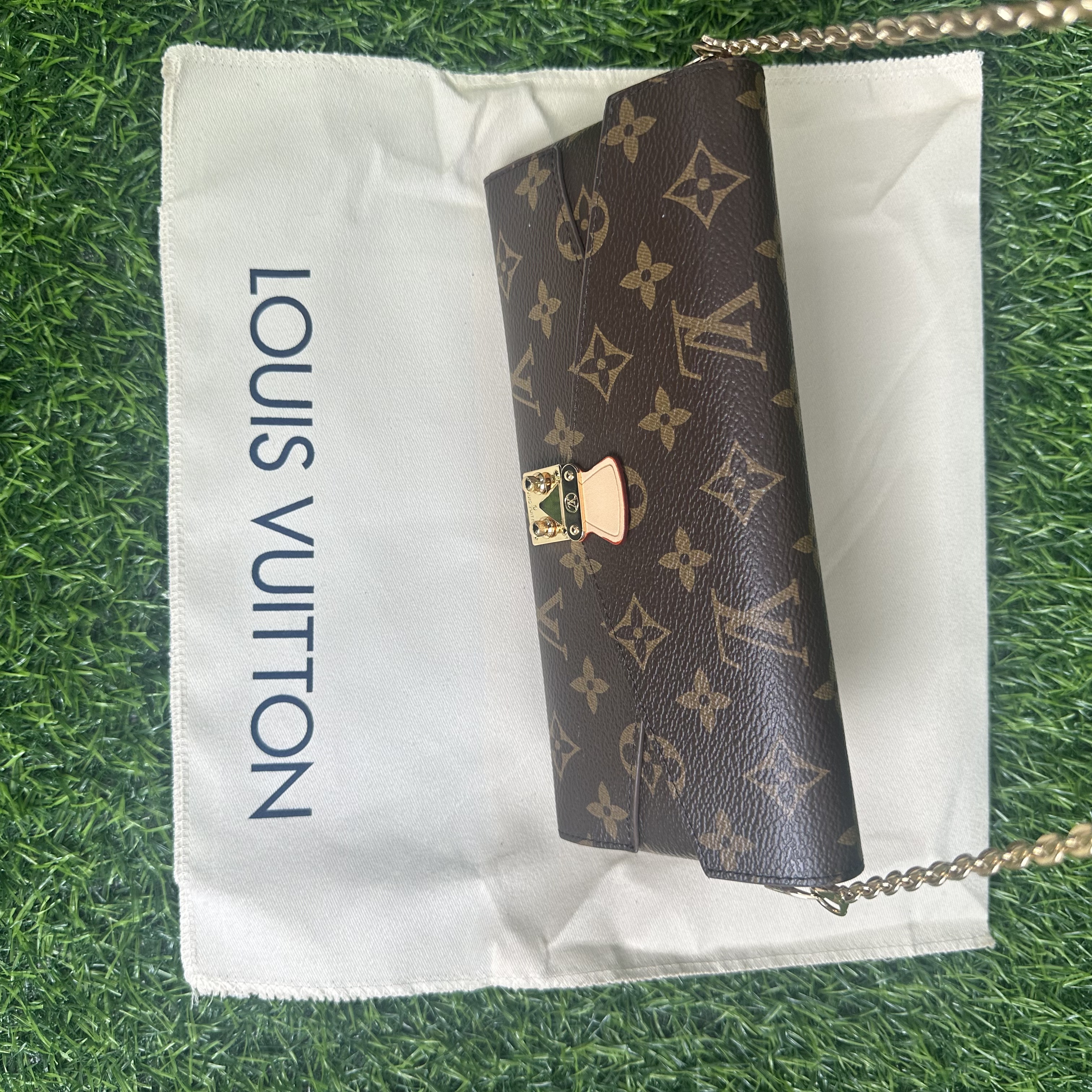 ルイヴィトン ポシェットフェリシー モノグラム ショルダーバッグ ルイヴィトン モノグラムキャンバス ブラウン レディース LOUIS VUITTON 2way チェーンショルダー