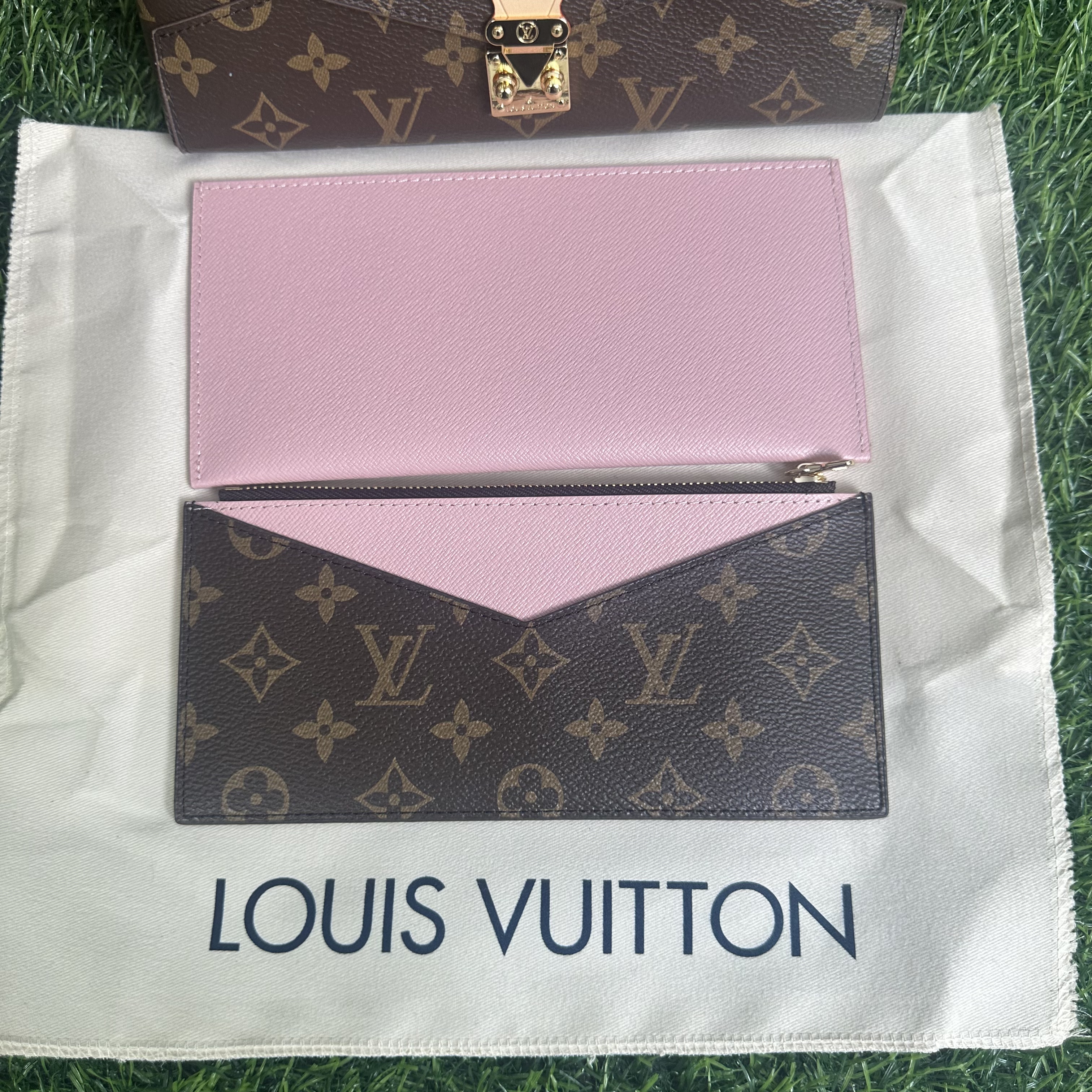 ルイヴィトン ポシェットフェリシー モノグラム ショルダーバッグ ルイヴィトン モノグラムキャンバス ブラウン レディース LOUIS VUITTON 2way チェーンショルダー