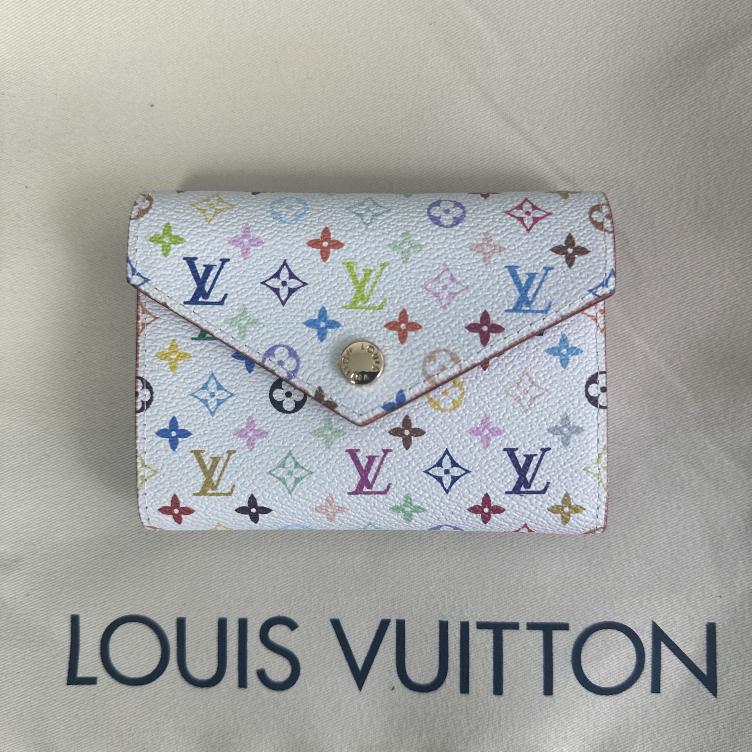 ルイヴィトン LOUIS VUITTON 村上隆 折財布 三つ折り財布 コンパクトウォレット LV×TM ポルトフォイユ･ヴィクトリーヌ M28387