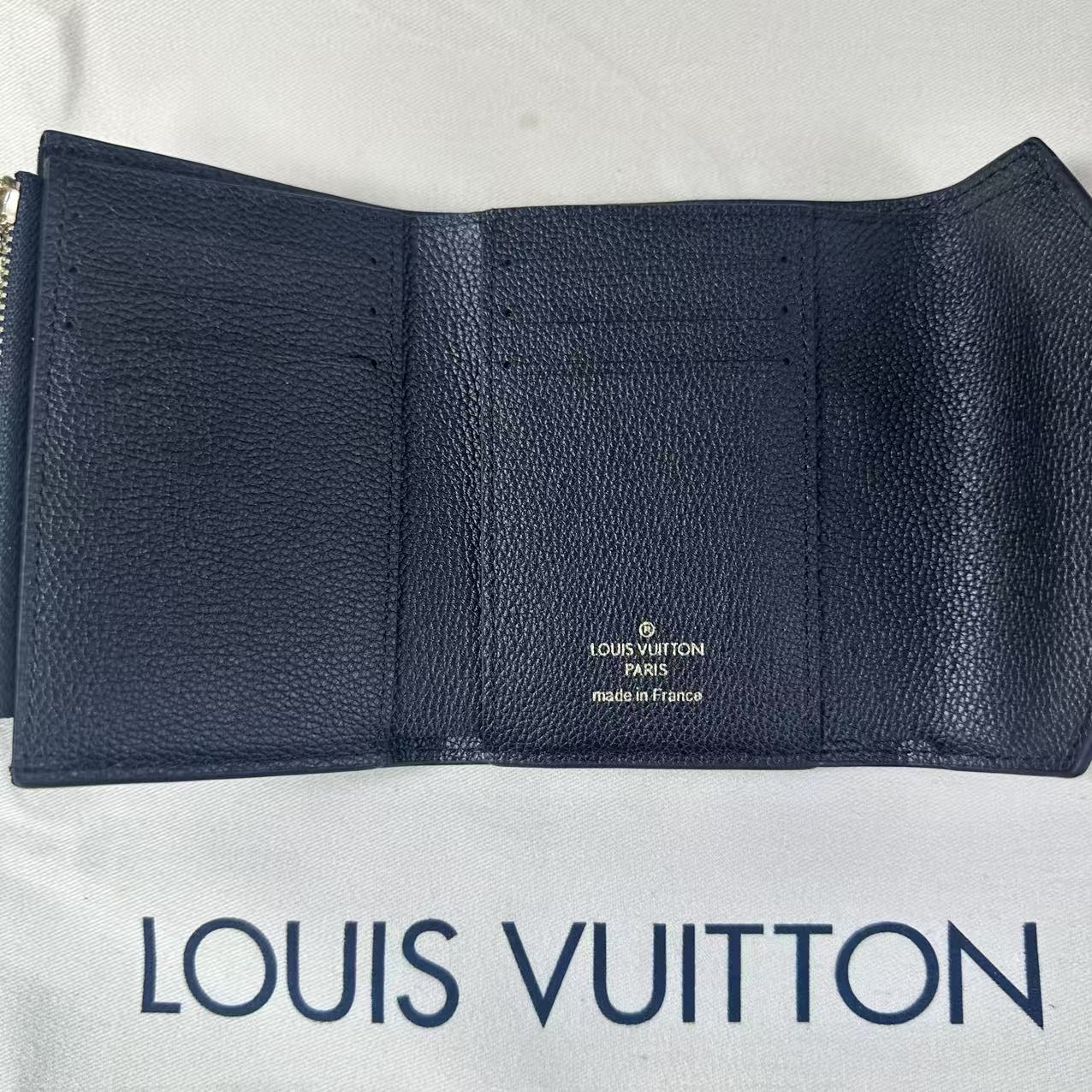 LOUIS VUITTON ルイ ヴィトン モノグラム・アンプラント ポルトフォイユ・ヴィクトリーヌ 小銭入れ付き 三つ折り財布