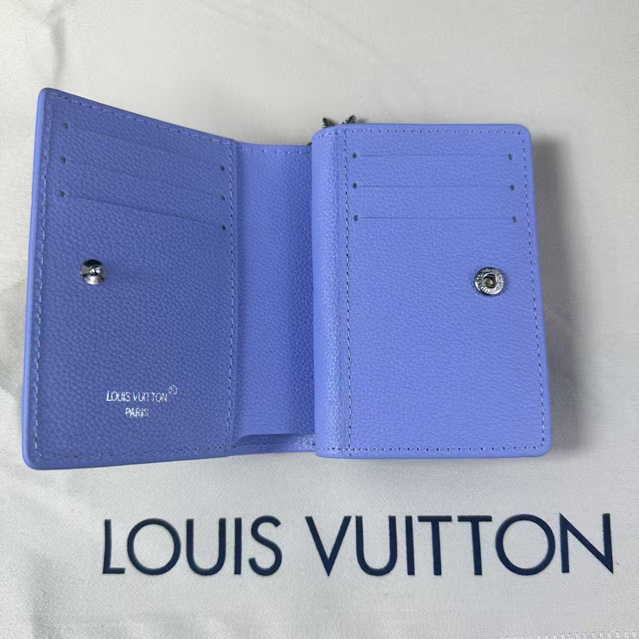 ルイヴィトン  LOUIS VUITTON 財布 二つ折り財布 レザー 折り財布