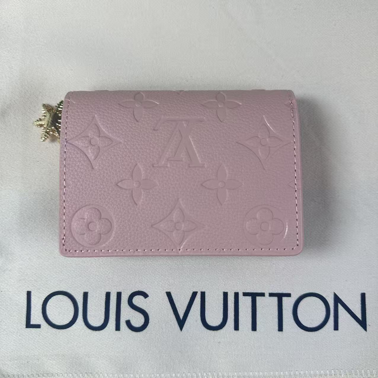 ルイヴィトン  LOUIS VUITTON 財布 二つ折り財布 レザー 折り財布