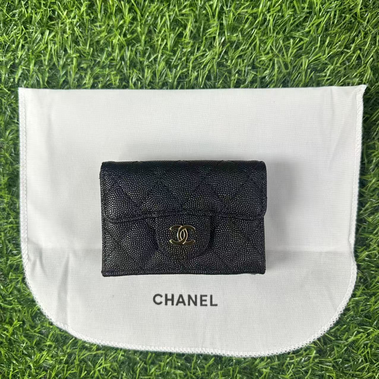 シャネル CHANEL クラシックスモールウォレット 三つ折り財布 財布 キャビアスキン AP0230 レディース 