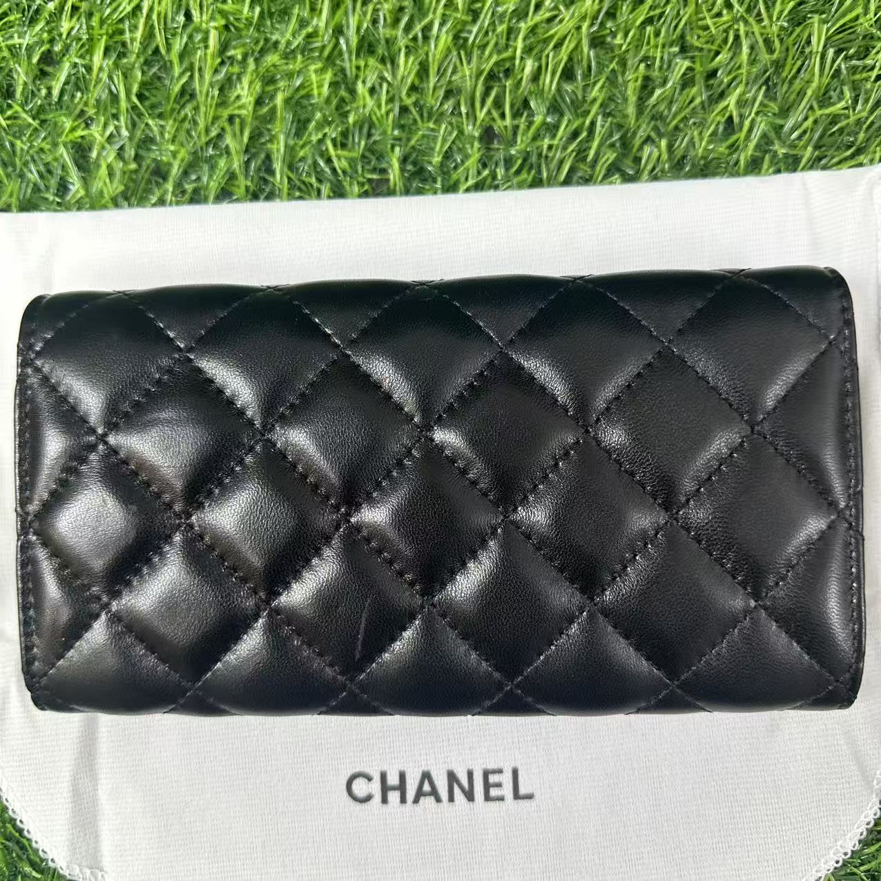 シャネル CHANEL クラシックロングフラップウォレット 長財布 ブラック レディース