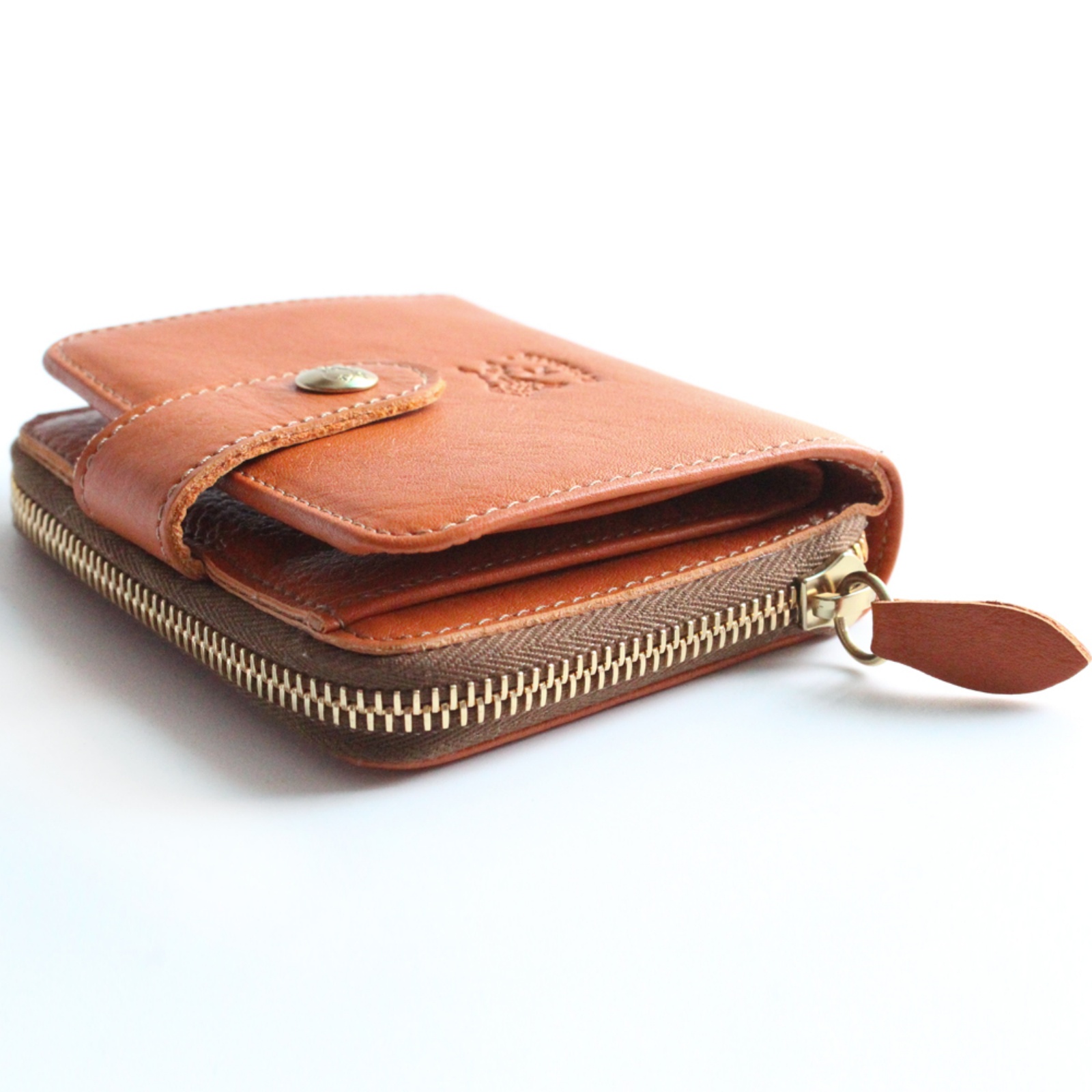 IL BISONTE イルビゾンテ 二つ折り財布 小銭IL BISONTE イルビゾンテ 二つ折り財布 小銭入れ付 折財布 財布 2つ折り財布 ヴァッケッタ コンパクト財布 レザー ブラウン メンズ レディース 