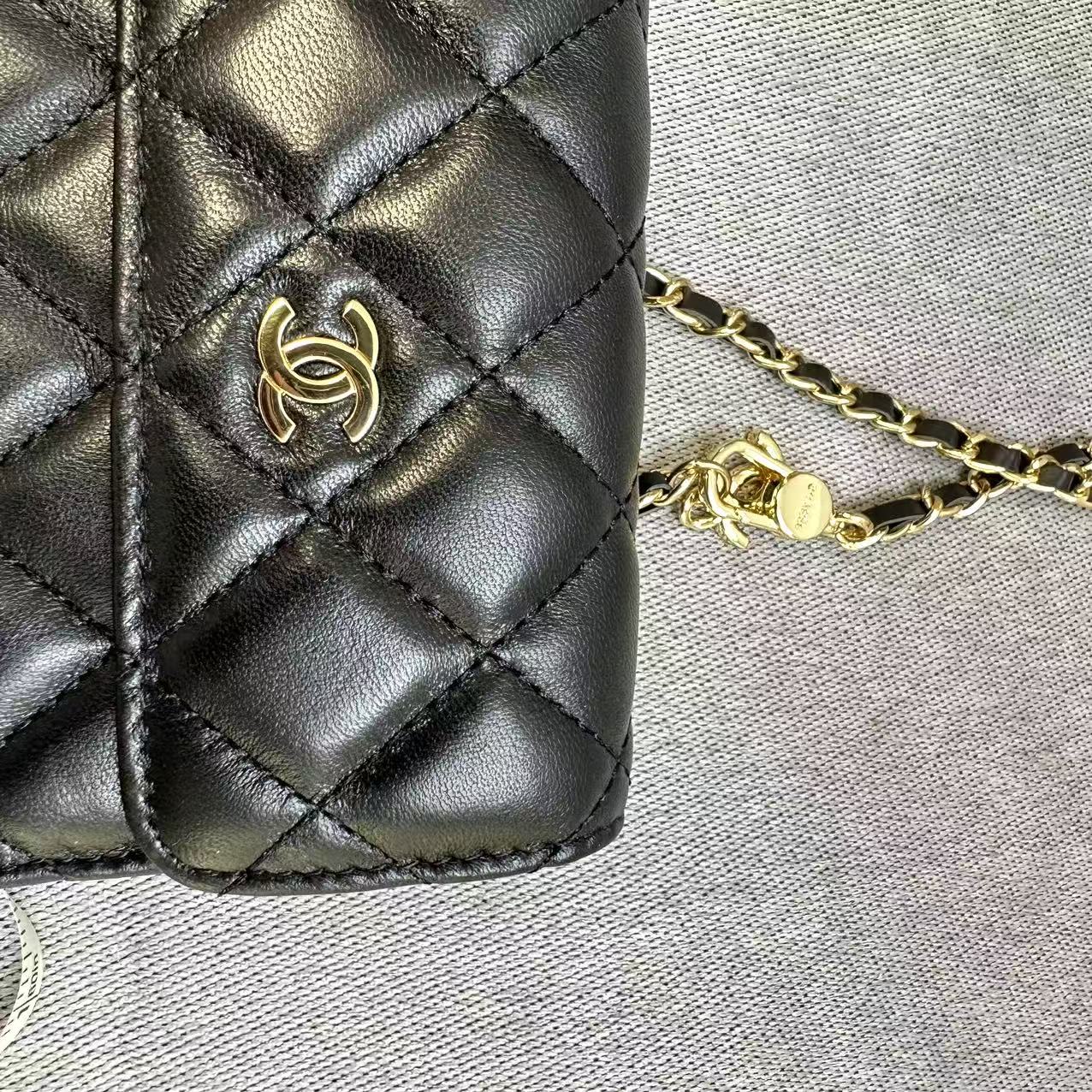 CHANEL シャネル マトラッセ チェーンウォレット ポシェット ココマーク ショルダーバッグ