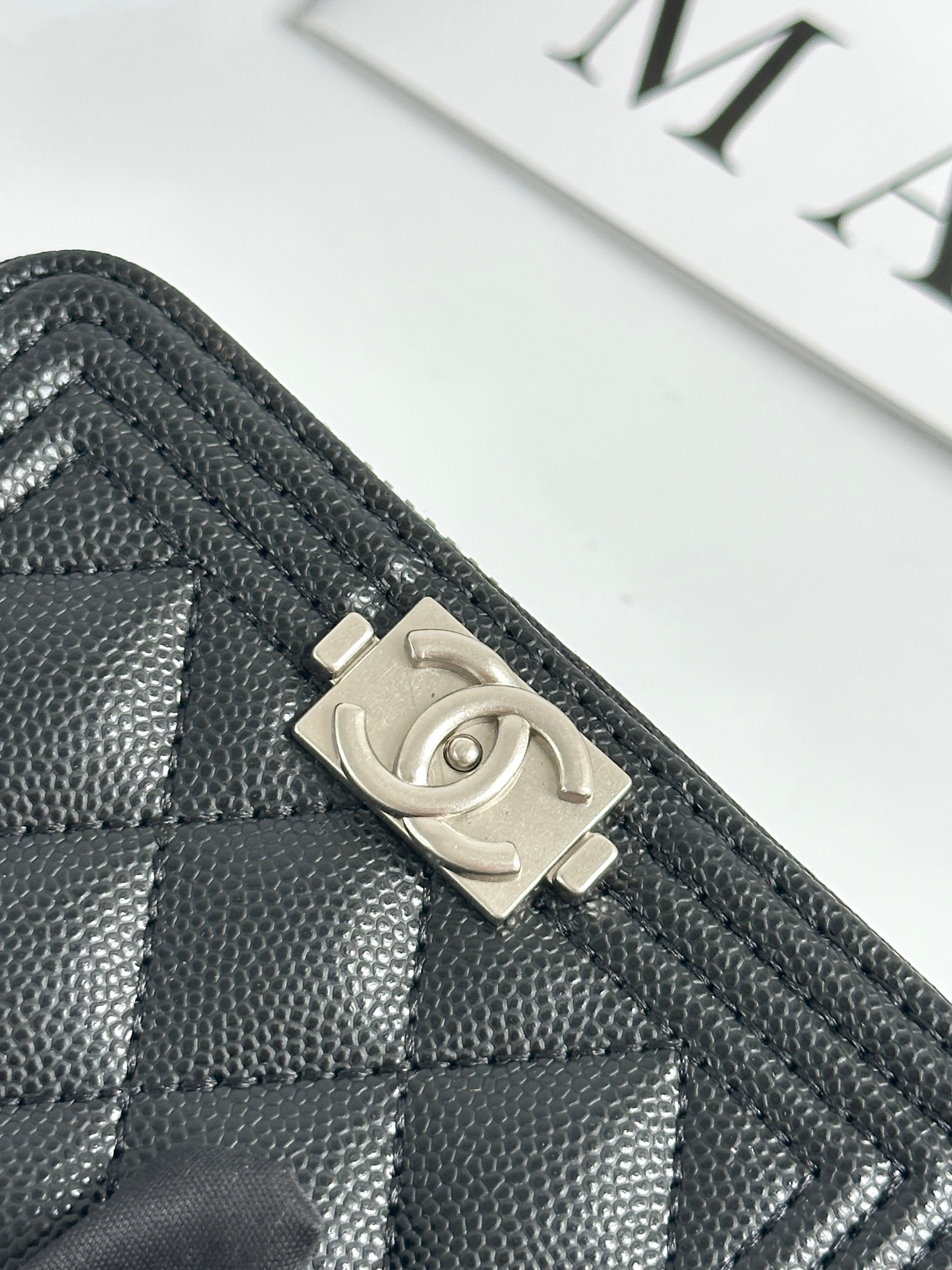 CHANEL BOY シャネル ボーイ コインケース キャビア ブラック ゴールド金具 ココマーク マトラッセ コンパクトウォレット カードケース 財布