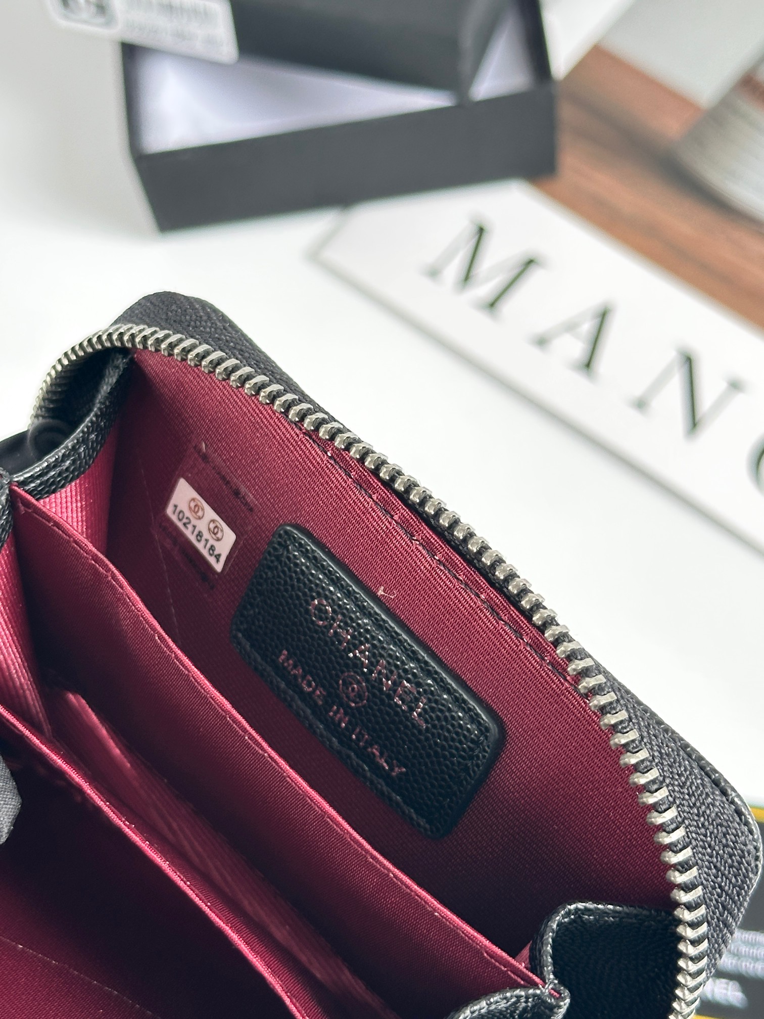 CHANEL BOY シャネル ボーイ コインケース キャビア ブラック ゴールド金具 ココマーク マトラッセ コンパクトウォレット カードケース 財布