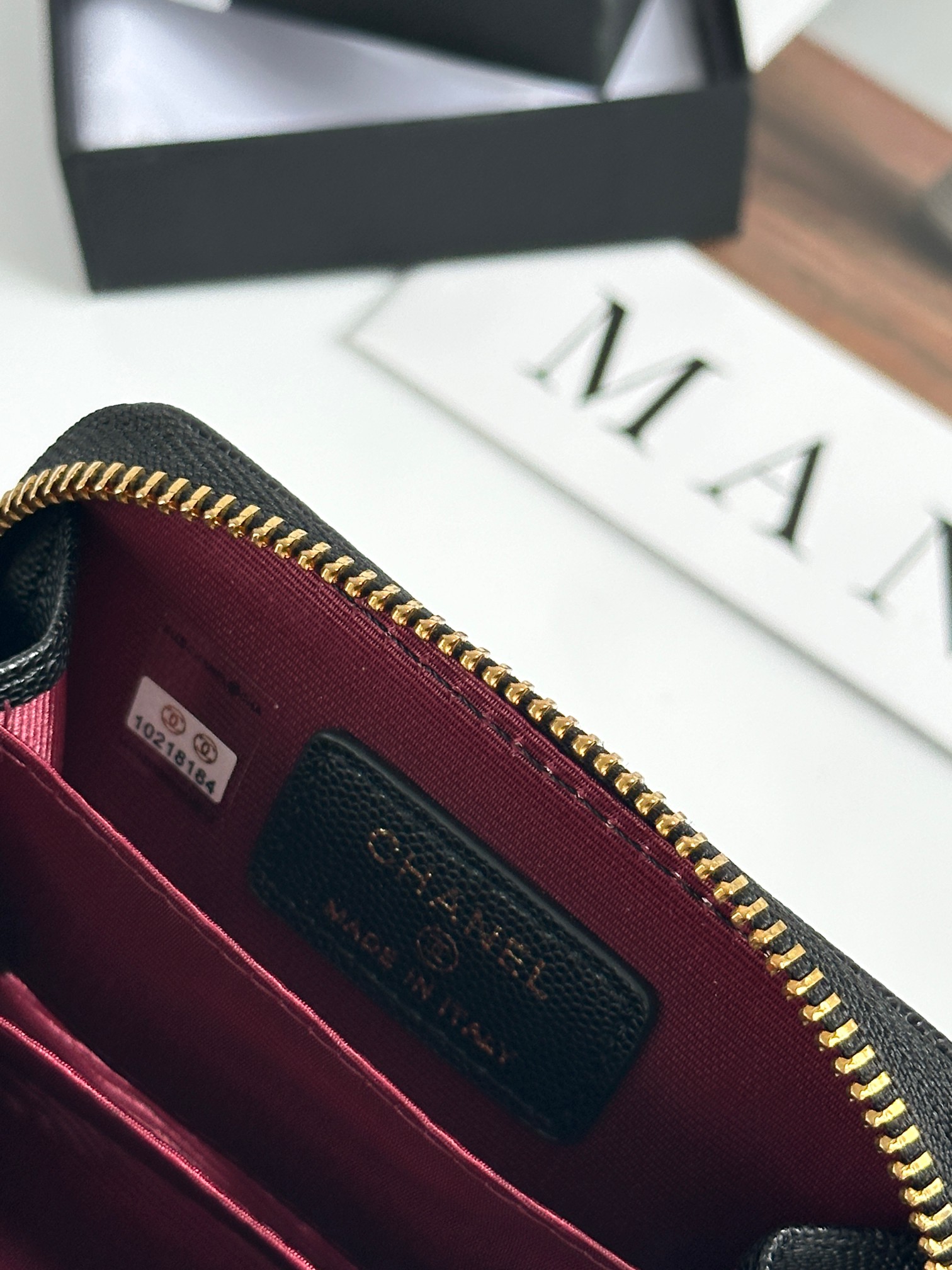 CHANEL BOY シャネル ボーイ コインケース キャビア ブラック ゴールド金具 ココマーク マトラッセ コンパクトウォレット カードケース 財布