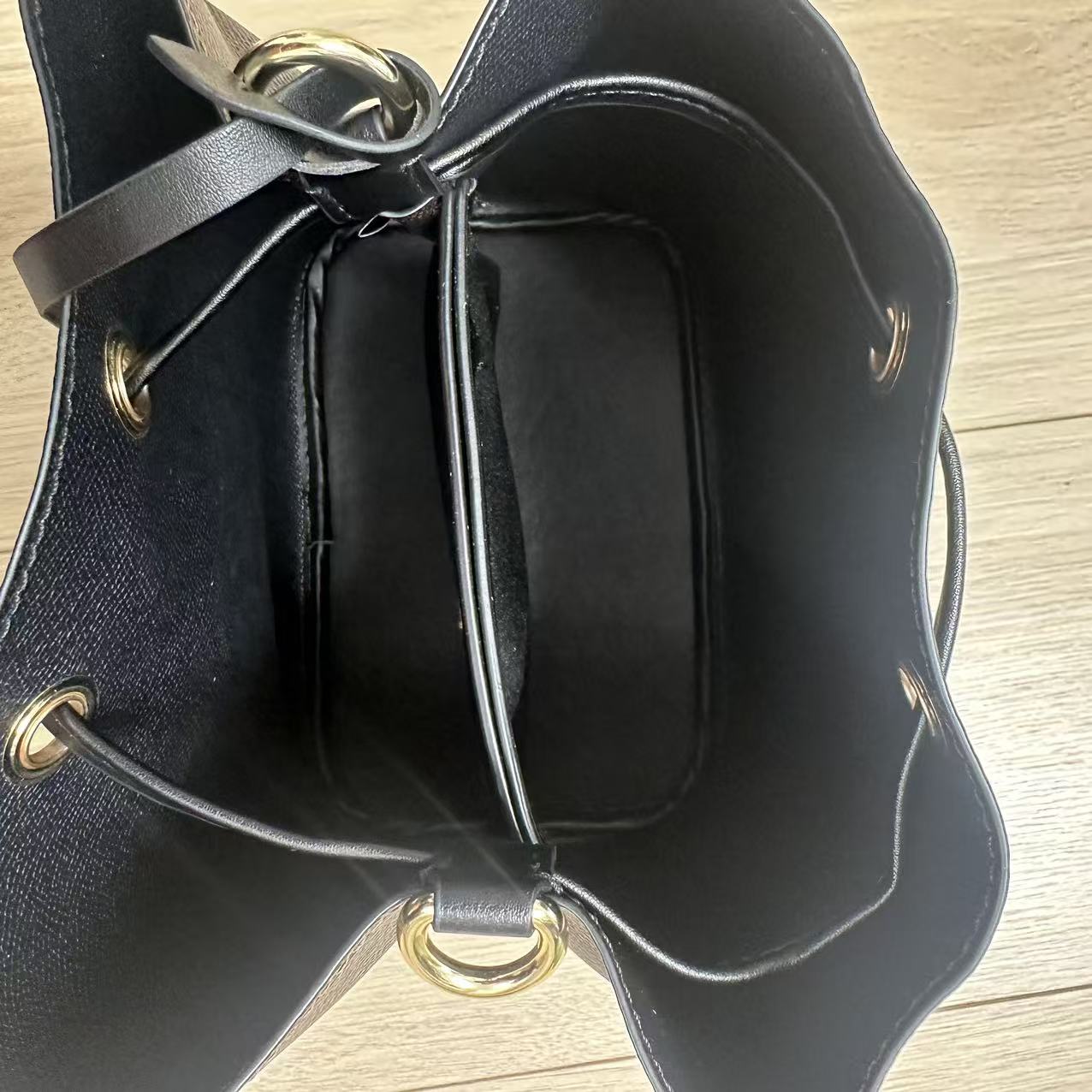 COACH コーチ バッグ(ショルダーバッグ)  シグネチャー スモール タウン バケット バッグ  レディース