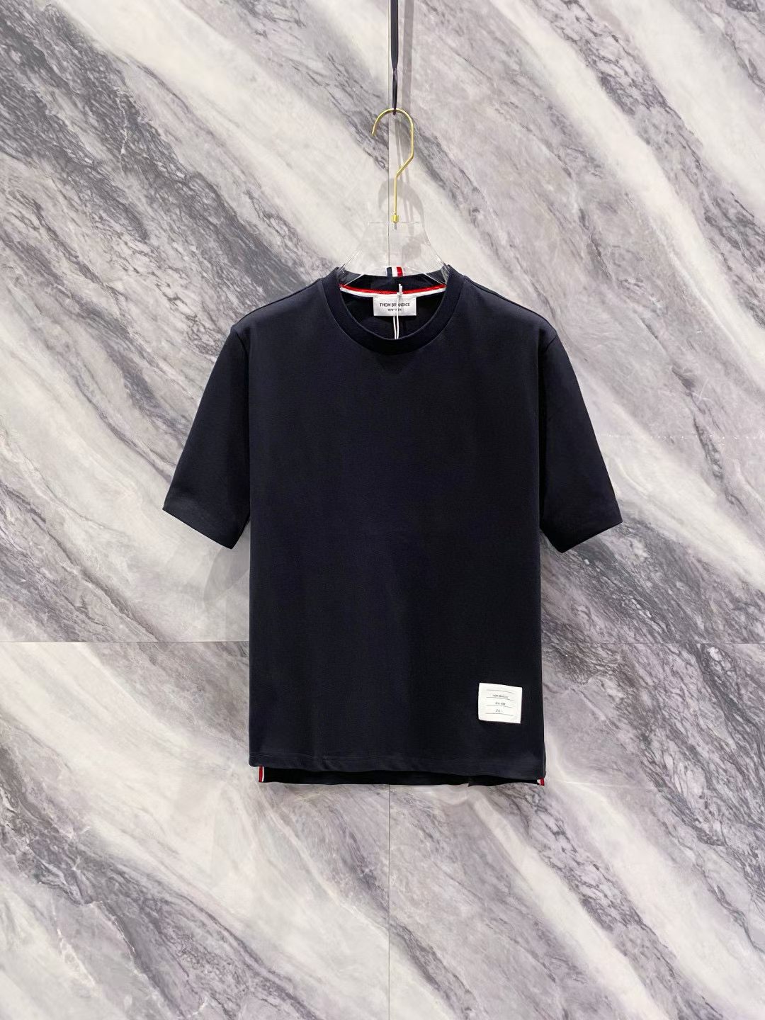 톰브라운 Thom Browne 24SS 클래식 트리컬러 라인 반팔 티셔츠 남녀공용