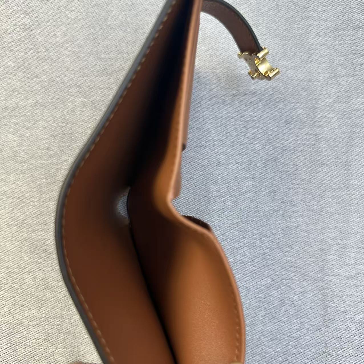 CELINE セリーヌ レディース財布 三つ折り財布 小物入れ 軽量