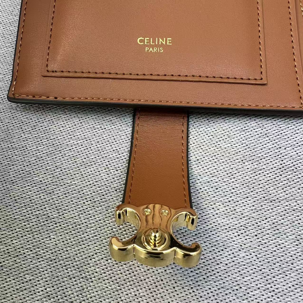 CELINE セリーヌ レディース財布 三つ折り財布 小物入れ 軽量