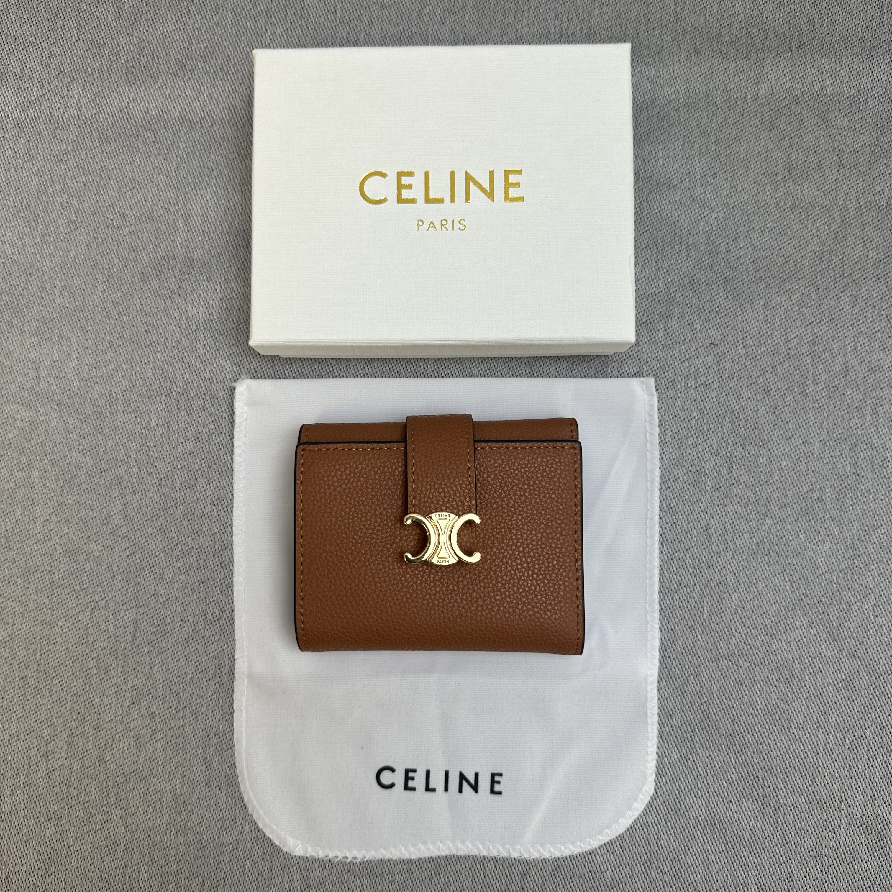 CELINE セリーヌ 折り財布 スモール トリフォールドウォレット レザー ミニ財布 小銭入れあり