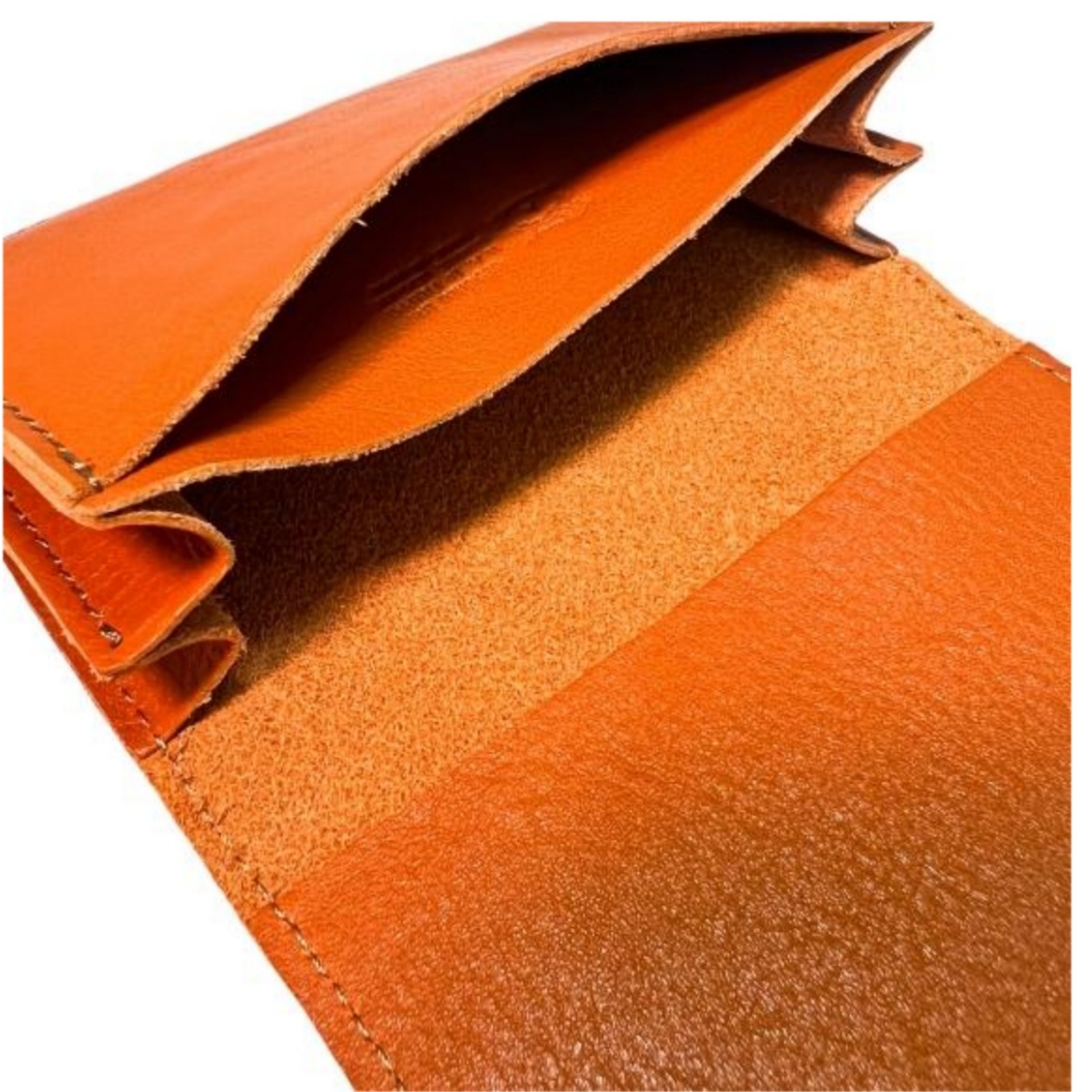 イルビゾンテ IL BISONTE 名刺入れ カードケース 名刺クリップ 2つ折り レザー 名刺ケース 牛革 ブランド カード入れ 大容量 薄型 おしゃれ ビジネス メンズ レディース ブラック ブラウン