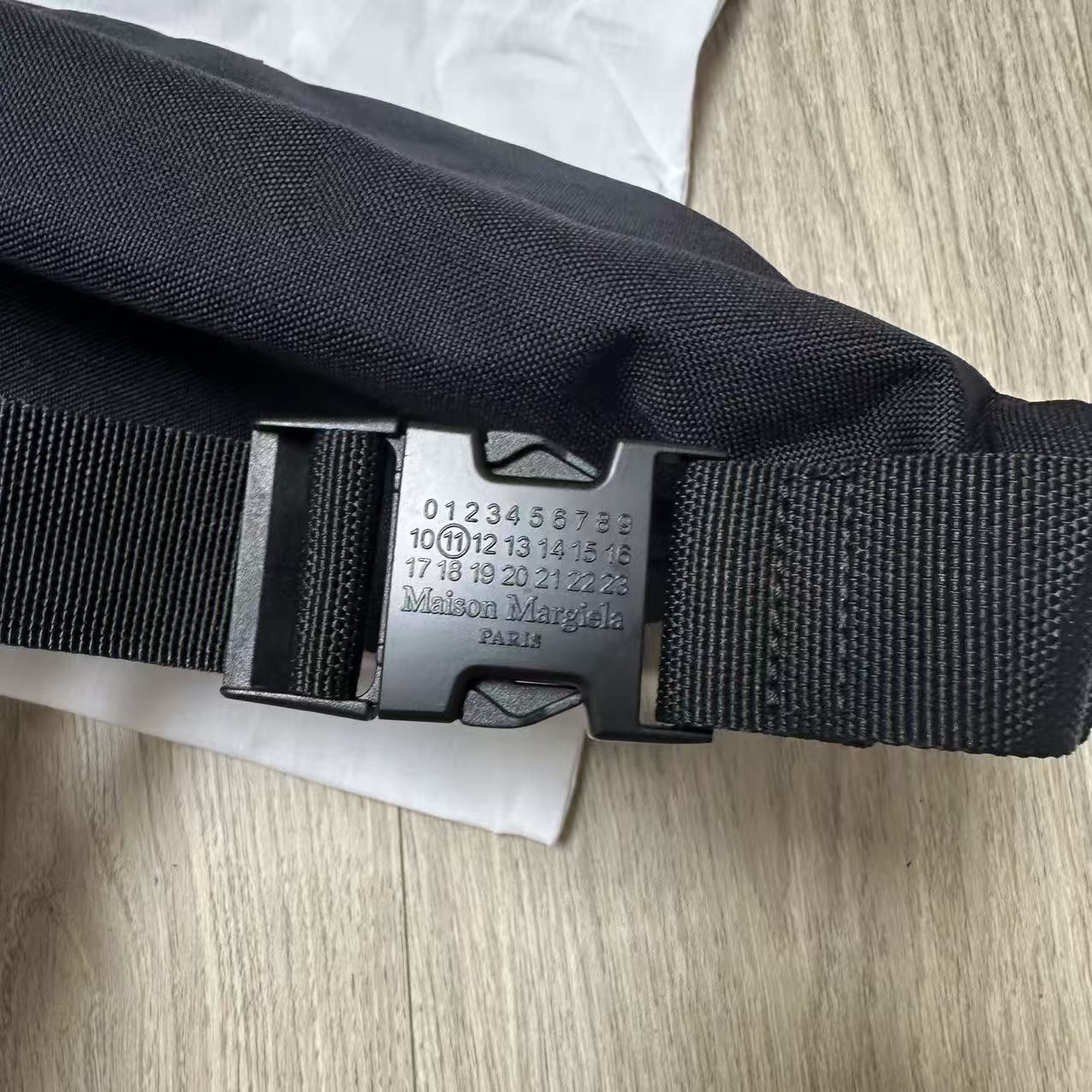 MM6 メゾンマルジェラ 4ステッチウエストバッグ