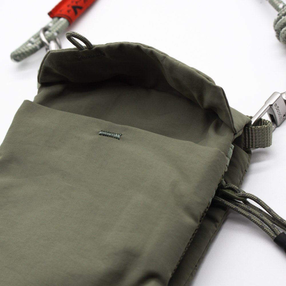 Topologieトポロジー Phone Sacoche フォンサコッシュ 男女兼用 ストラップ付 ミニショルダーバッグ スマホバッグ ブラック モスグリーン