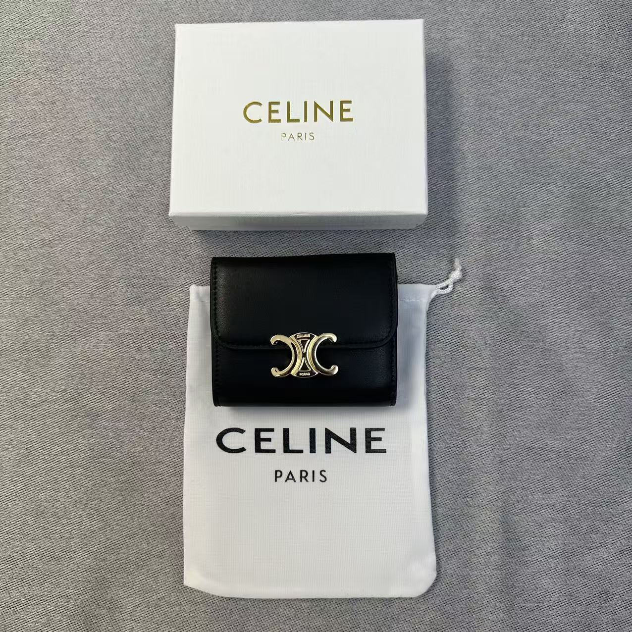 CELINE セリーヌ 折り財布 スモール トリフォールドウォレット レザー ミニ財布 小銭入れあり