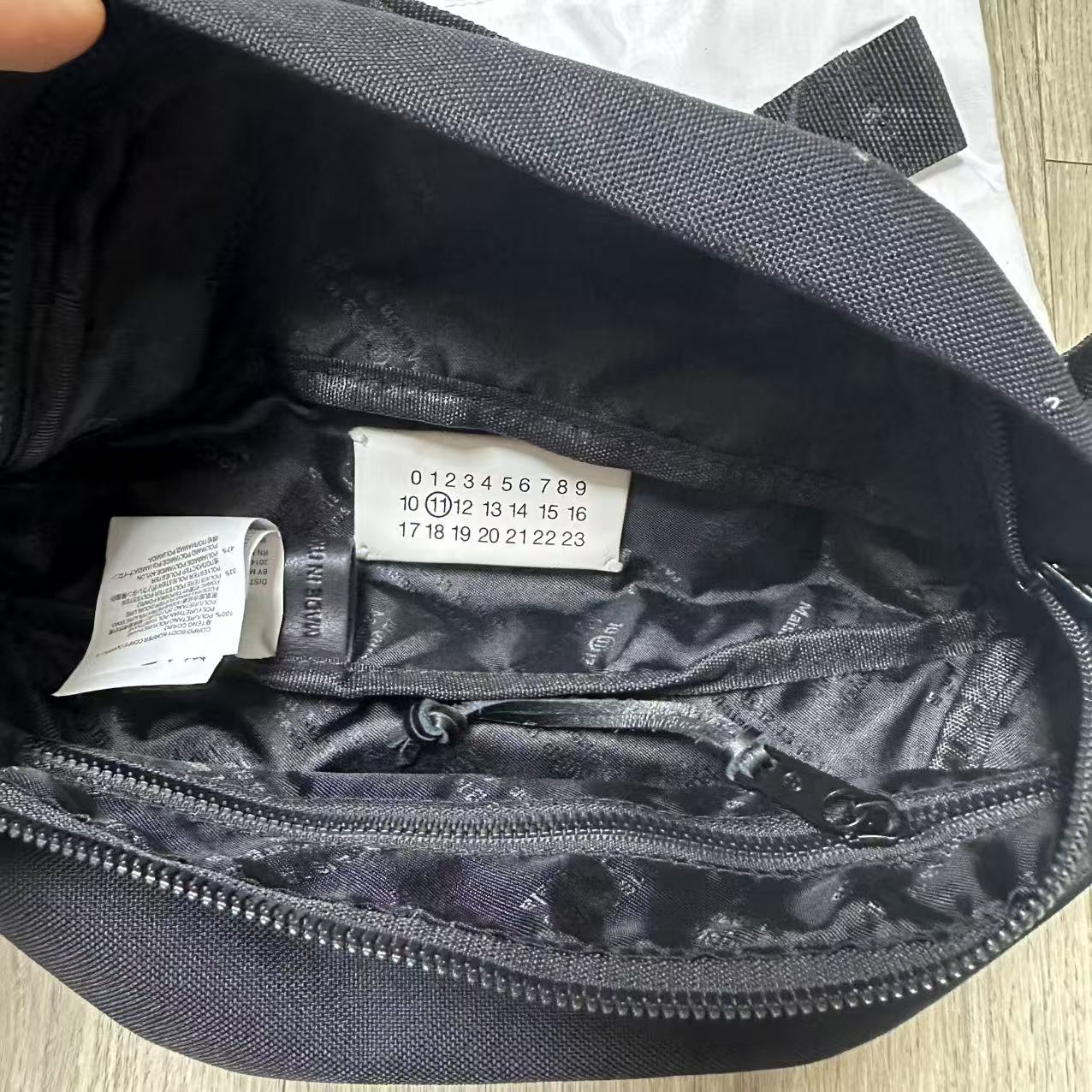 MM6 メゾンマルジェラ 4ステッチウエストバッグ