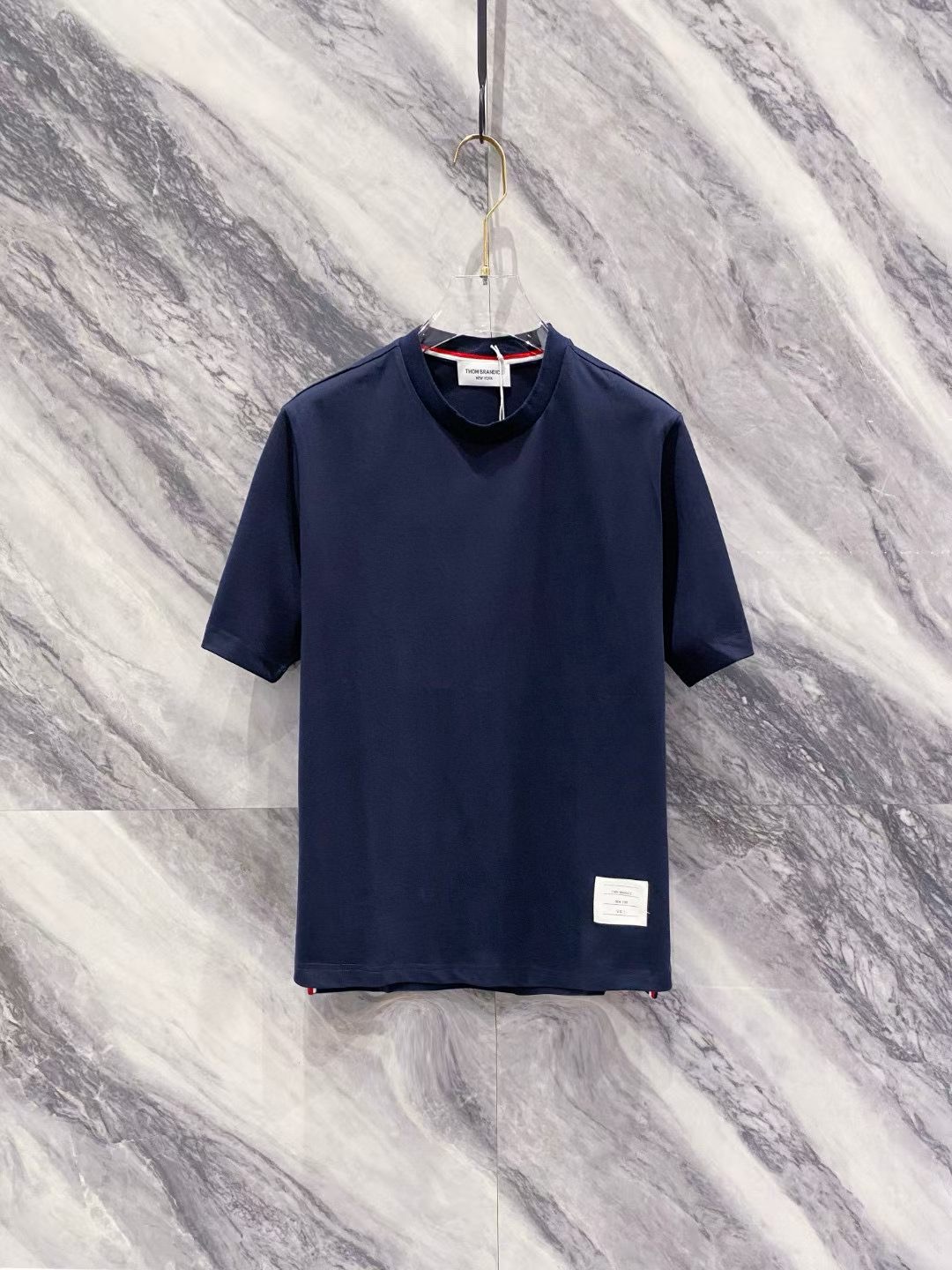 톰브라운 Thom Browne 24SS 클래식 트리컬러 라인 반팔 티셔츠 남녀공용
