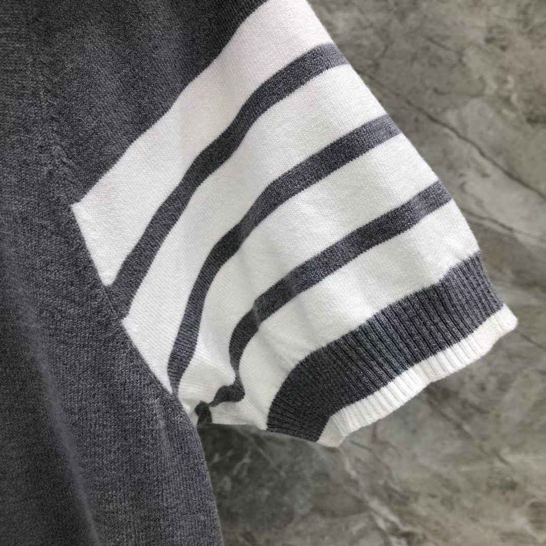 톰브라운 Thom Browne 케이블 니트 4바 스트라이프 반팔 폴로셔츠 남녀공용