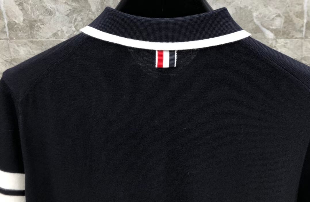 톰브라운 Thom Browne 케이블 니트 4바 스트라이프 반팔 폴로셔츠 남녀공용