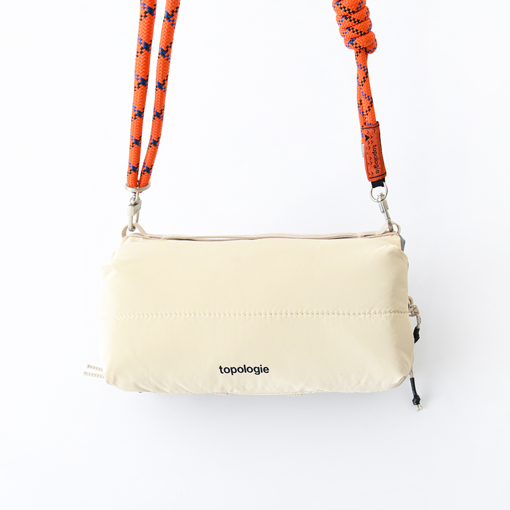 Topologie Bottle Sacoche トポロジー ボトルサコッシュ ストラップ付き ショルダーバッグ ブラック グリーン シルバー パープル レッド オフホワイト