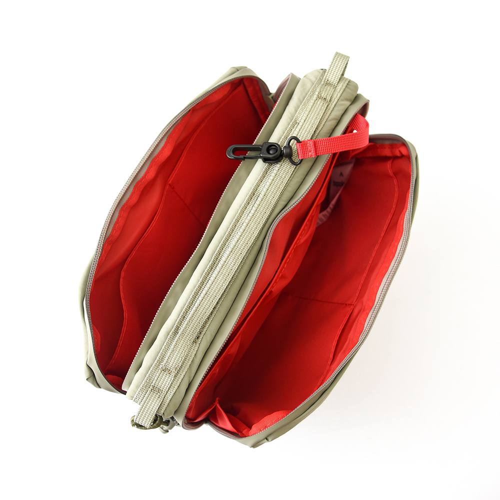 トポロジー Topologie Bottle Sacoche ボトルサコッシュ トポロジー ショルダーバッグ 大容量 ストラップ付き ブラック シルバー グリーン