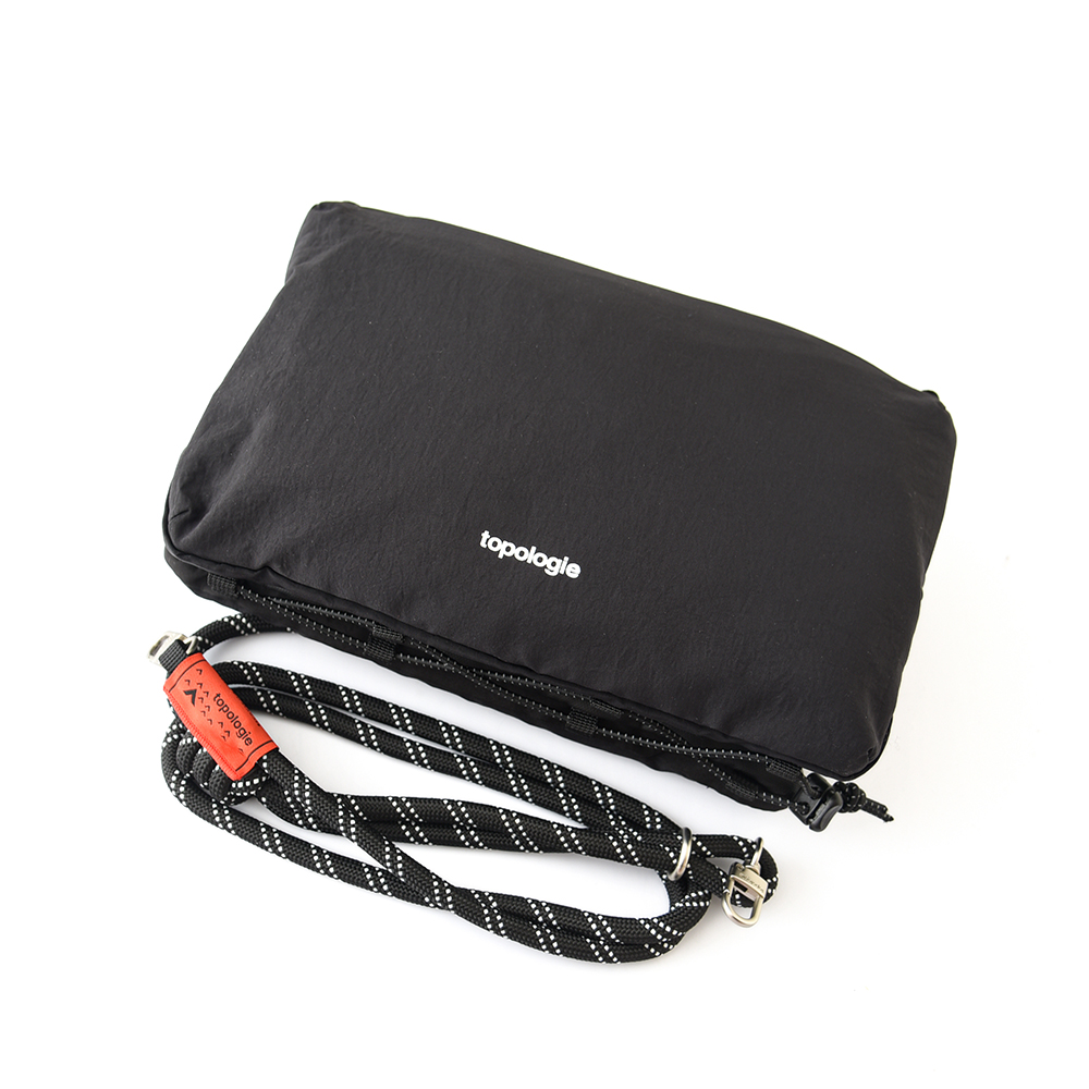 トポロジー Topologie Bottle Sacoche ボトルサコッシュ トポロジー ショルダーバッグ 大容量 ストラップ付き ブラック シルバー グリーン