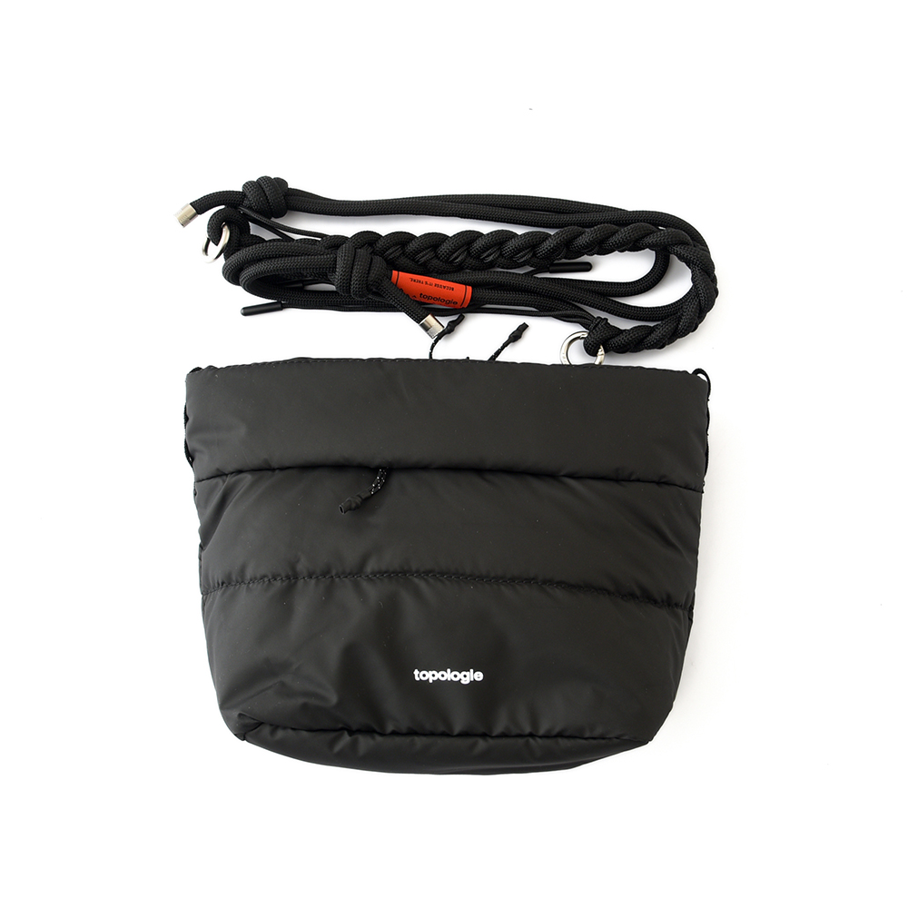 Topologie トポロジー Besace べサス ショルダーバッグ ボディバッグ ストラップ付き スタイリッシュ  レディース メンズ ブラック オフホワイト モスグリーン