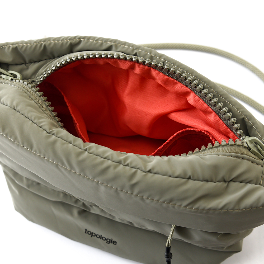 Topologie トポロジー Besace べサス ショルダーバッグ ボディバッグ ストラップ付き スタイリッシュ  レディース メンズ ブラック オフホワイト モスグリーン