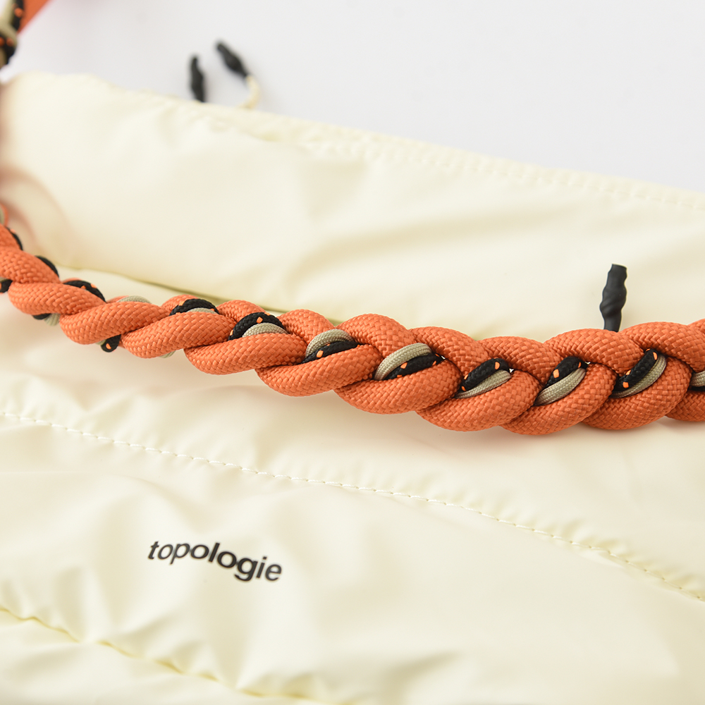 Topologie トポロジー Besace べサス ショルダーバッグ ボディバッグ ストラップ付き スタイリッシュ  レディース メンズ ブラック オフホワイト モスグリーン