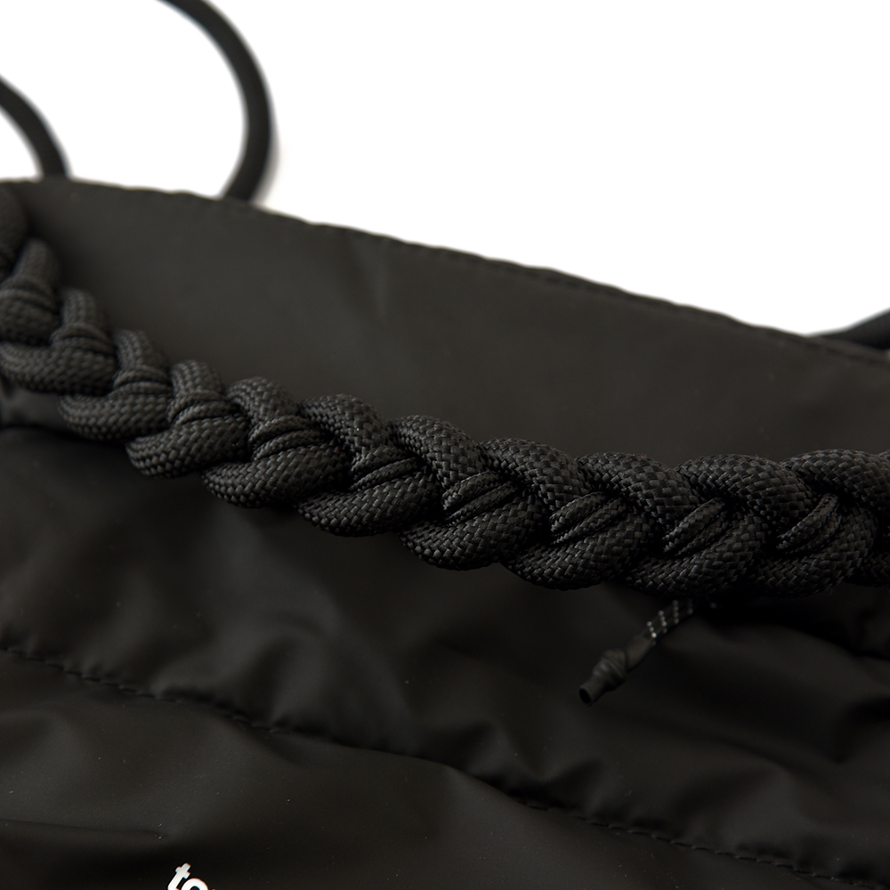 Topologie トポロジー Besace べサス ショルダーバッグ ボディバッグ ストラップ付き スタイリッシュ  レディース メンズ ブラック オフホワイト モスグリーン