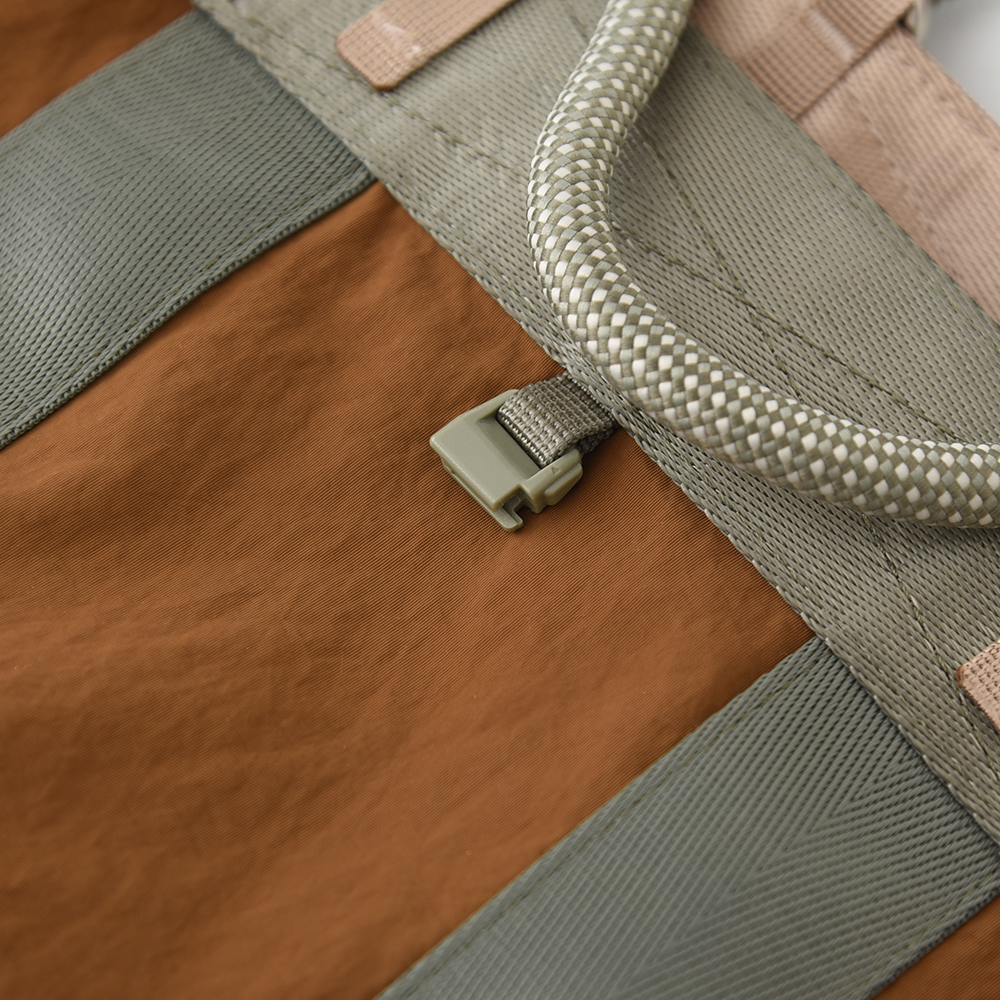 Topologie トポロジー Summit Tote Small トートバッグ 両面使用 多機能トート ナイロン製 手持ち ショルダー クロスボディー