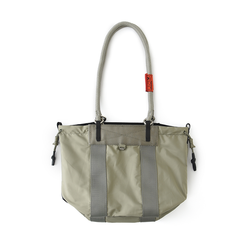 Topologie トポロジー Summit Tote Small トートバッグ 両面使用 多機能トート ナイロン製 手持ち ショルダー クロスボディー