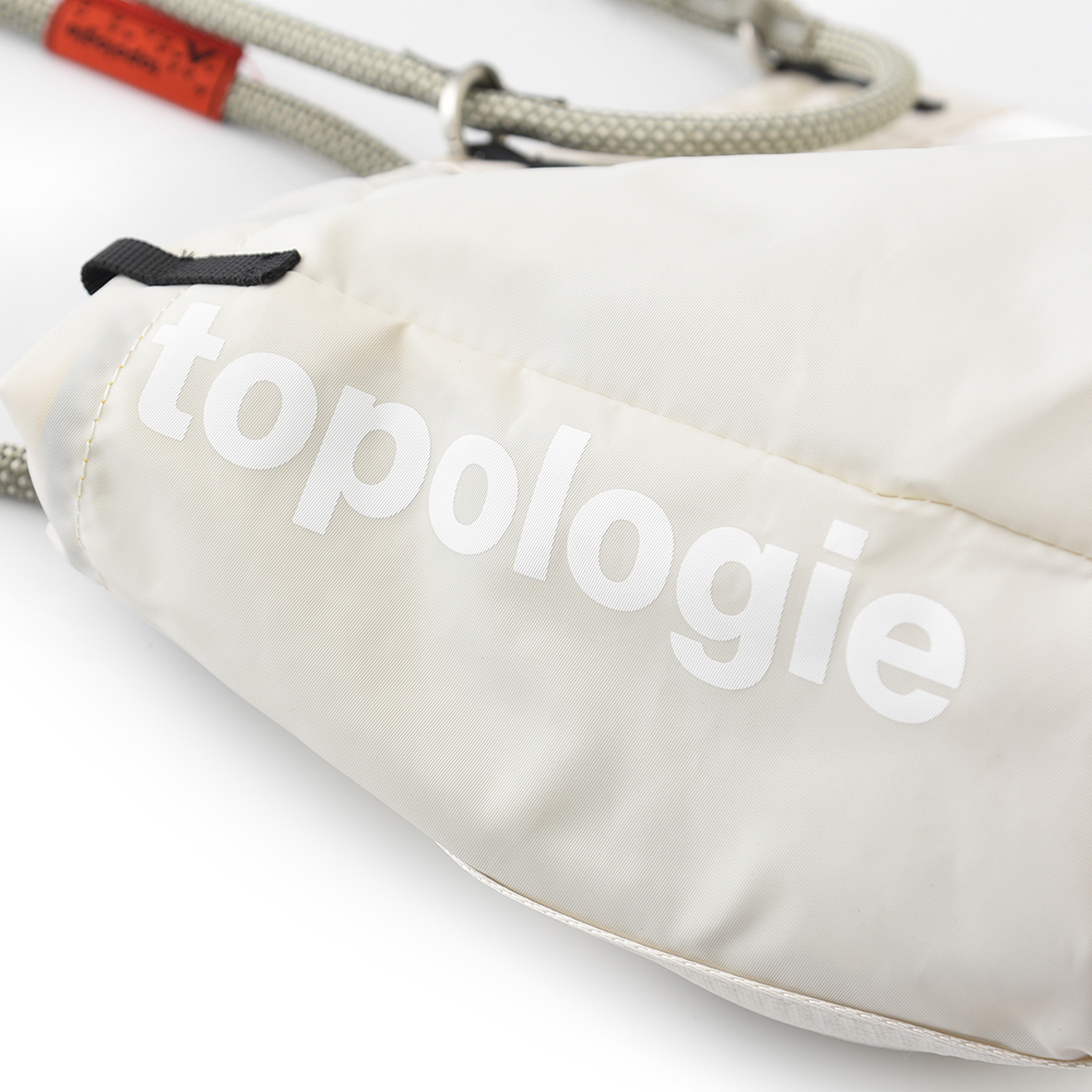 Topologie トポロジー Summit Tote Small トートバッグ 両面使用 多機能トート ナイロン製 手持ち ショルダー クロスボディー