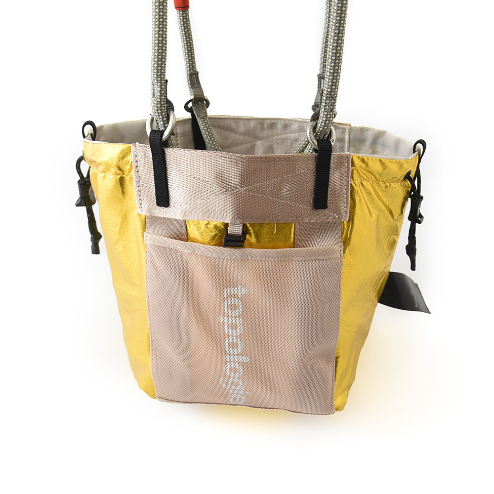 Topologie トポロジー Summit Tote Small トートバッグ 両面使用 多機能トート ナイロン製 手持ち ショルダー クロスボディー