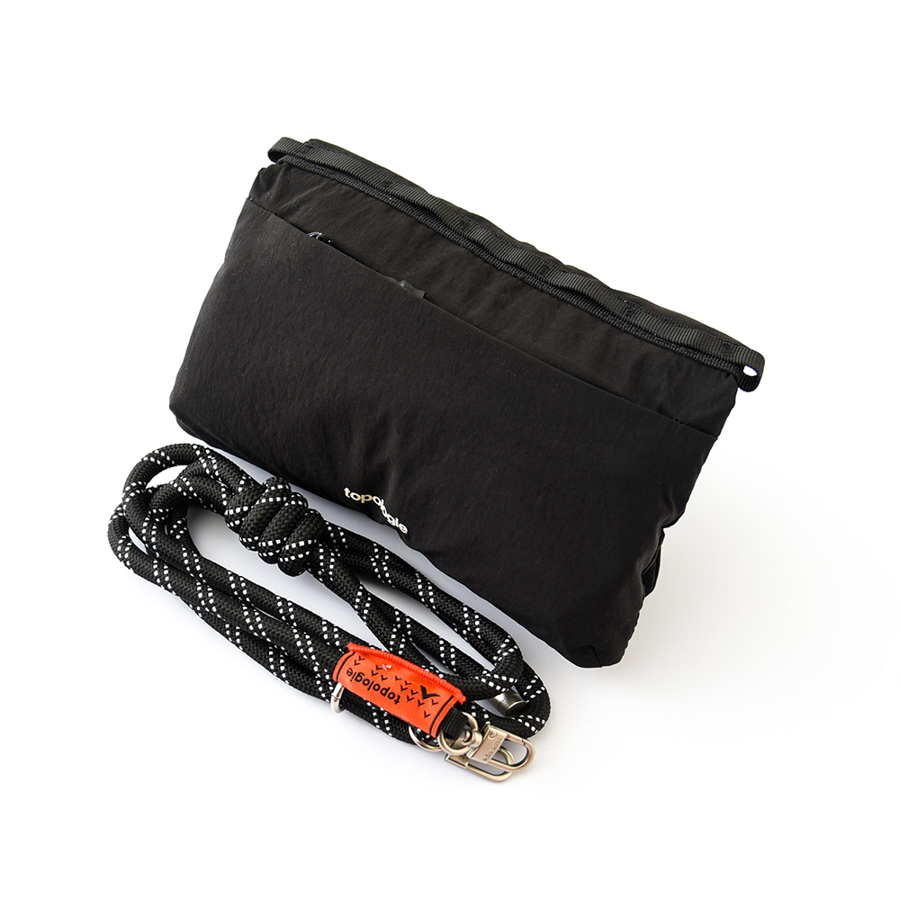 トポロジー topologie Bottle Sacoche ボトルサコッシュ ショルダーバッグ 大容量 ストラップ付き ブラック