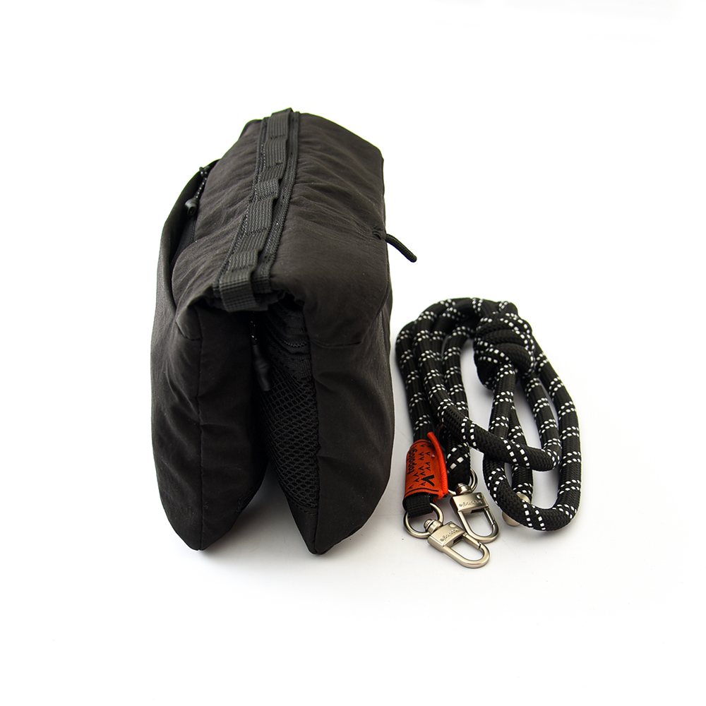 トポロジー topologie Bottle Sacoche ボトルサコッシュ ショルダーバッグ 大容量 ストラップ付き ブラック