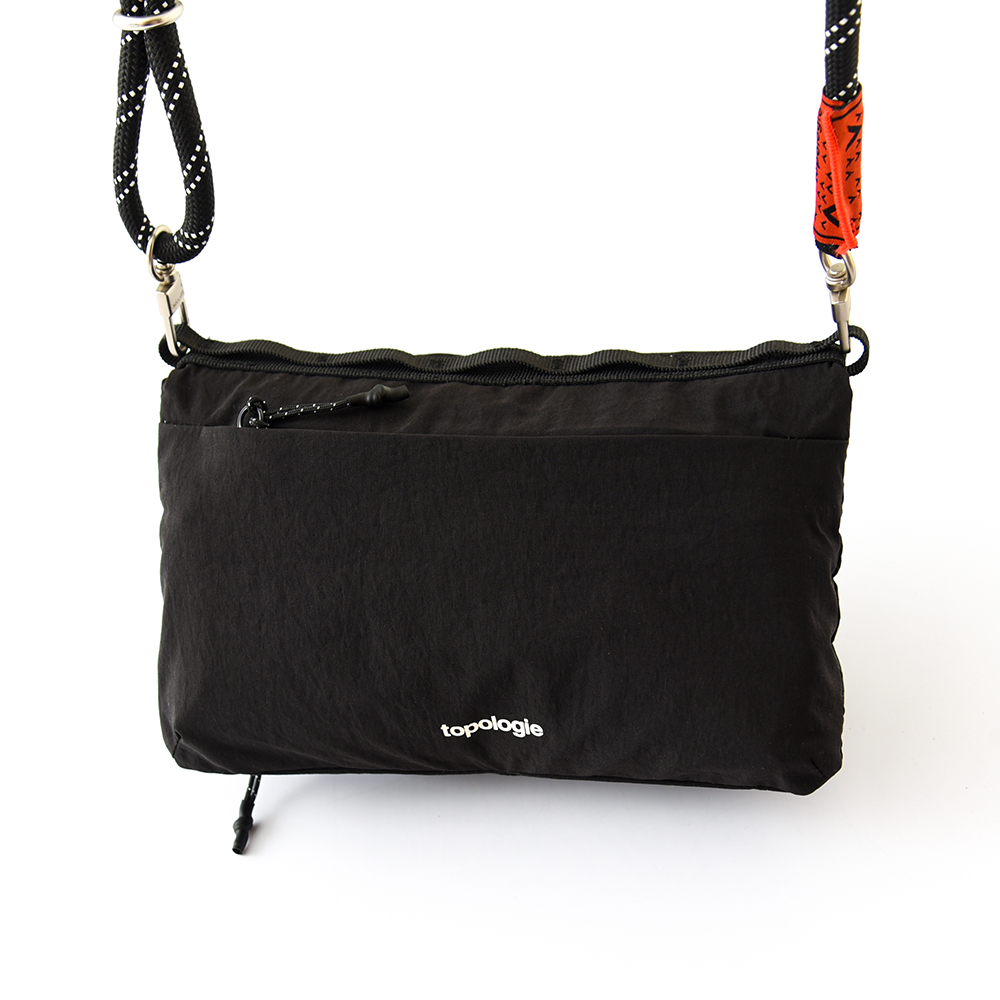 トポロジー topologie Bottle Sacoche ボトルサコッシュ ショルダーバッグ 大容量 ストラップ付き ブラック