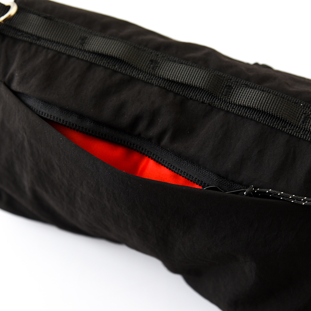 トポロジー topologie Bottle Sacoche ボトルサコッシュ ショルダーバッグ 大容量 ストラップ付き ブラック