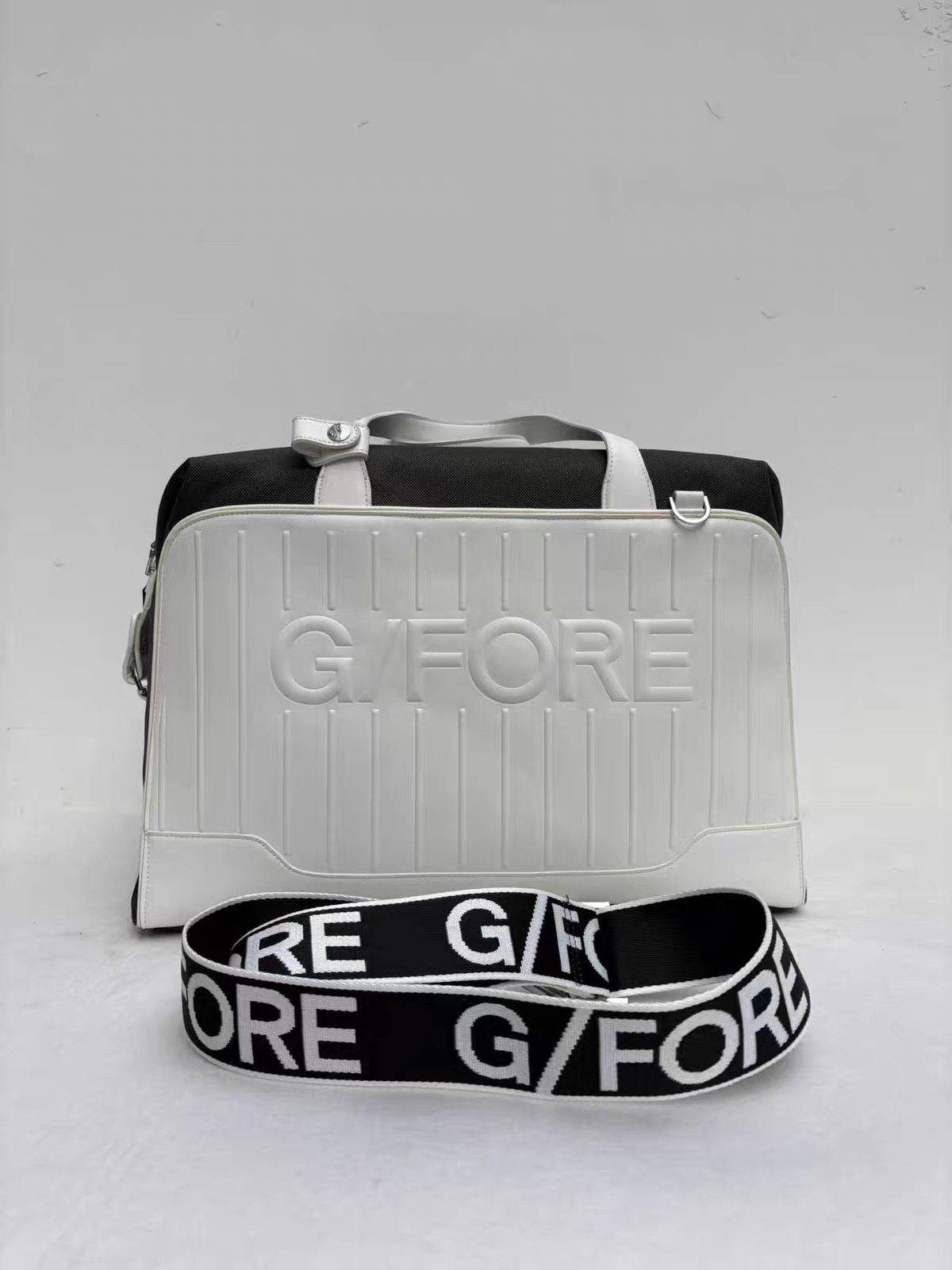 지포어 G/FORE 골프 보스턴백  여성 골프가방 화이트 블랙