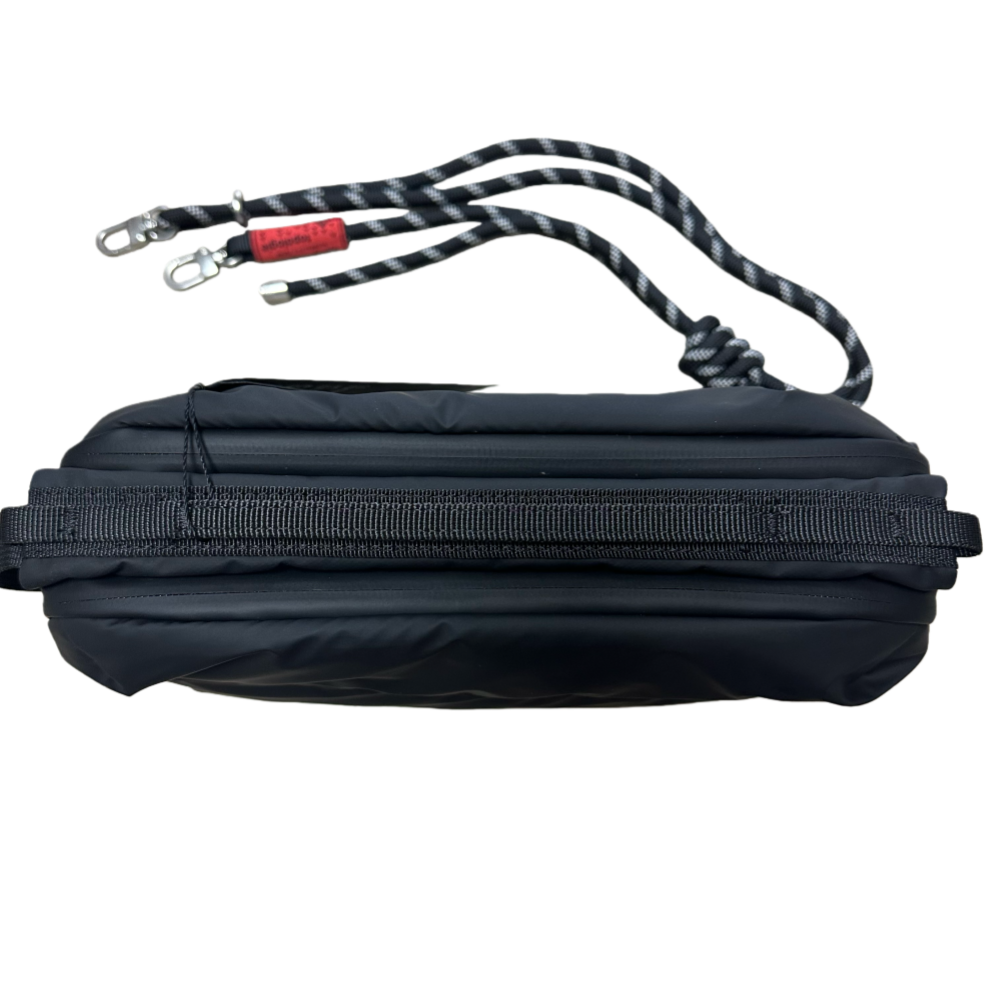 Topologie トポロジー ショルダーバッグ Bottle Sacoche Large ボトルサコッシュ ラージ スリングバッグ ブラック グリーン メンズ レディース 大容量