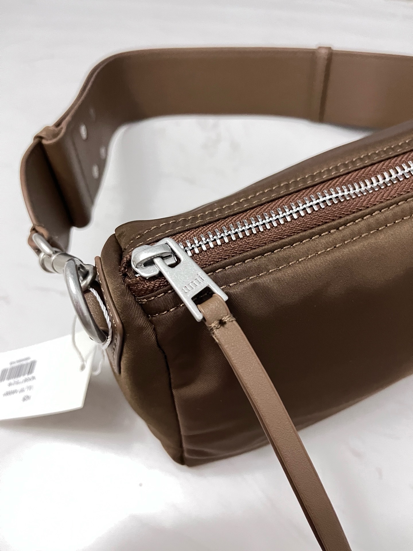 AMI Paris アミパリス ロゴ ショルダーバッグ  バッグ カバン