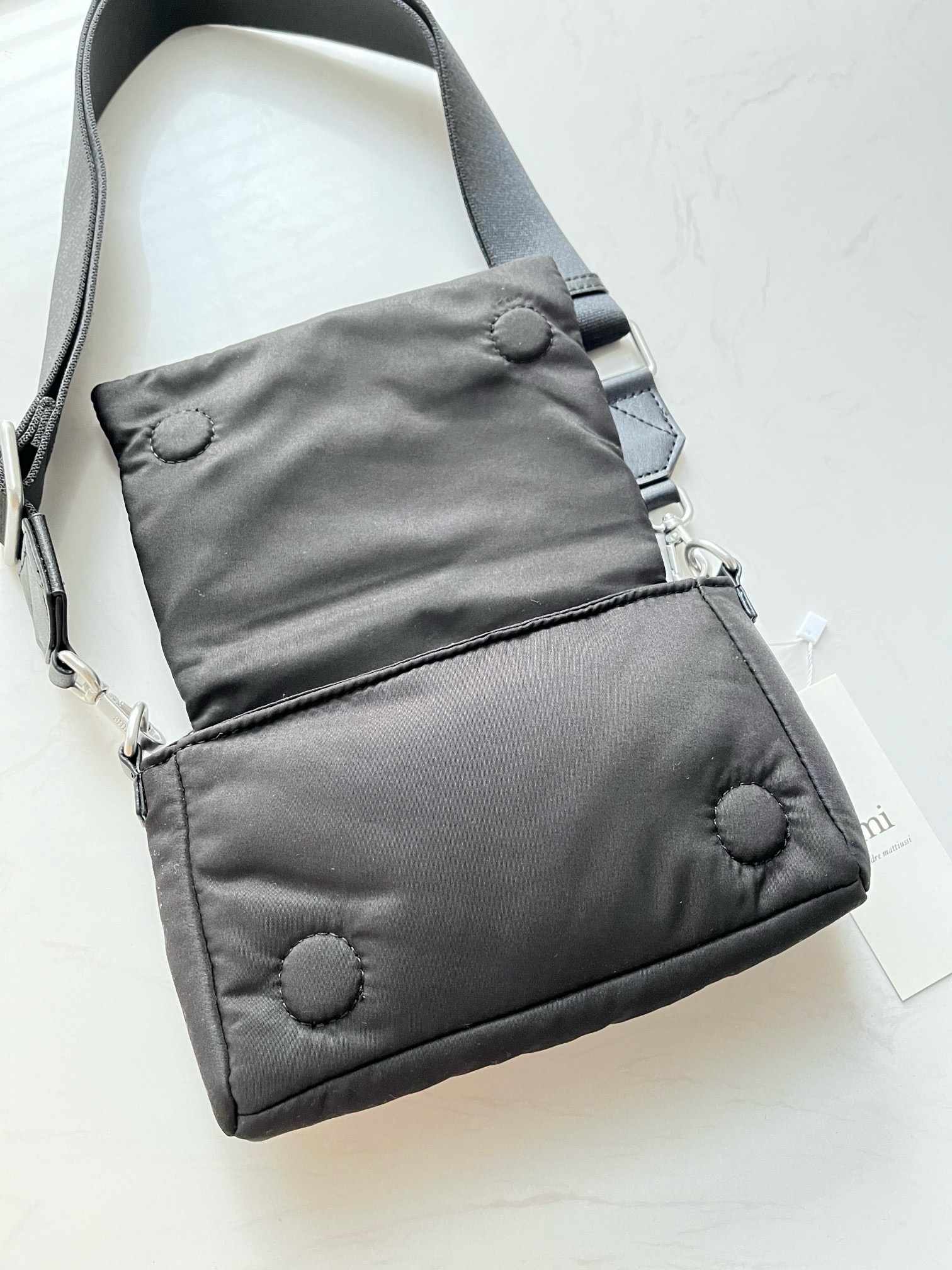 AMI Paris アミパリス ロゴ ショルダーバッグ  バッグ カバン