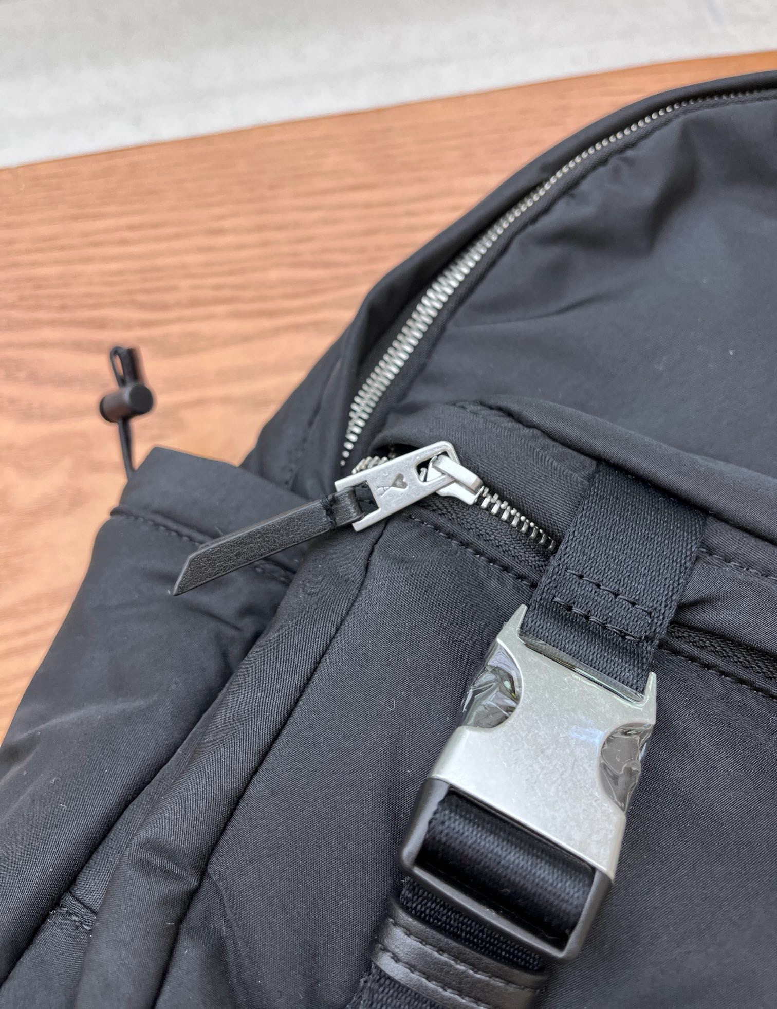 AMI Paris アミパリス ロゴ バッグ カバン リュック バックパック