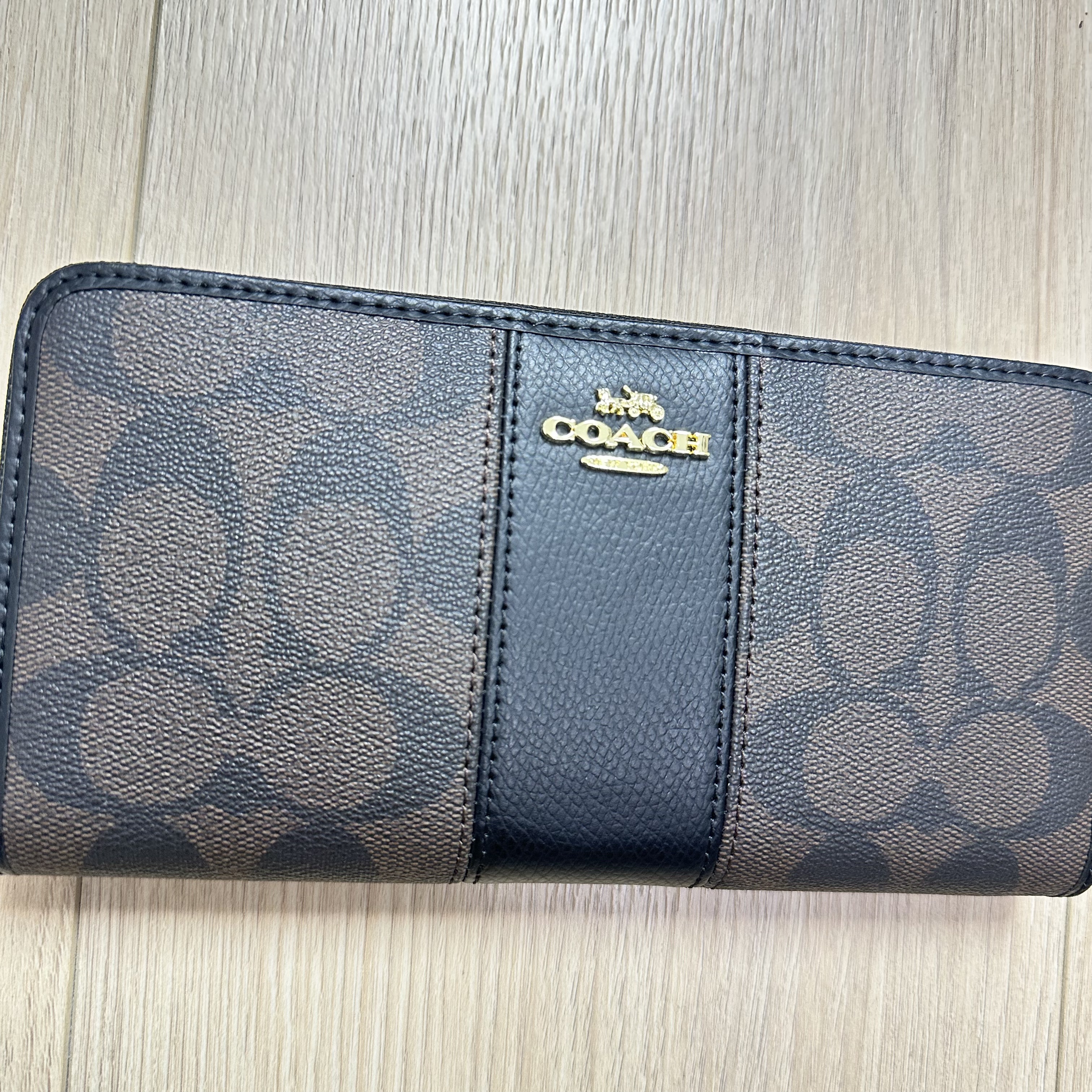 COACH [コーチ] 財布(長財布) ペチュニア ラグジュアリー ペブルド レザー