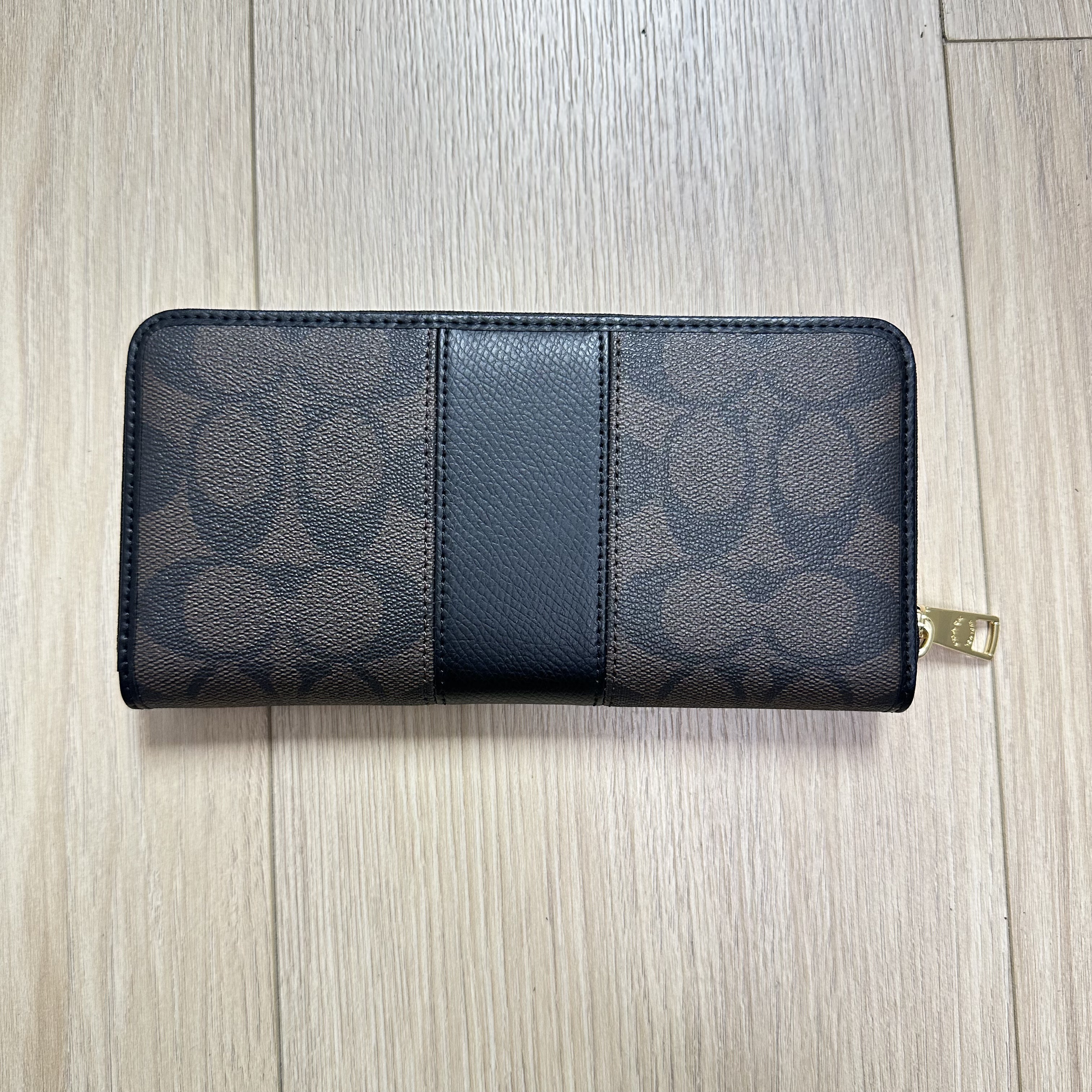 COACH [コーチ] 財布(長財布) ペチュニア ラグジュアリー ペブルド レザー